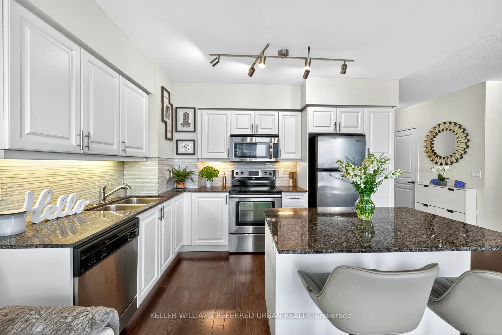 15 Legion Road, #2305