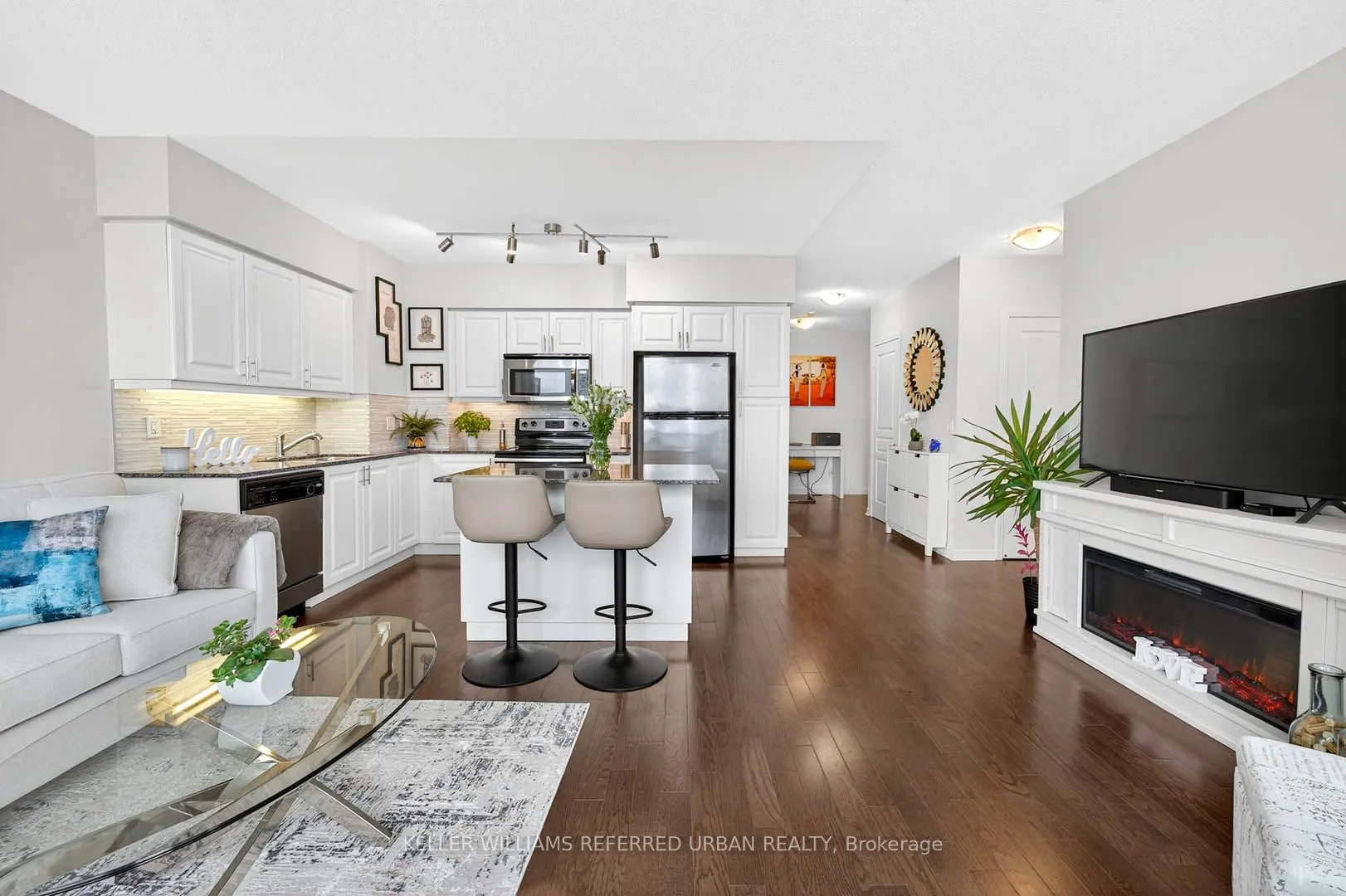 15 Legion Road, #2305