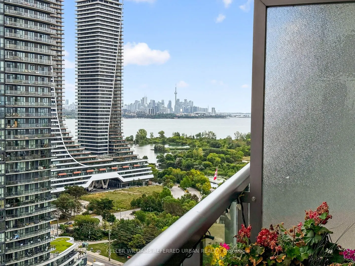15 Legion Road, #2305
