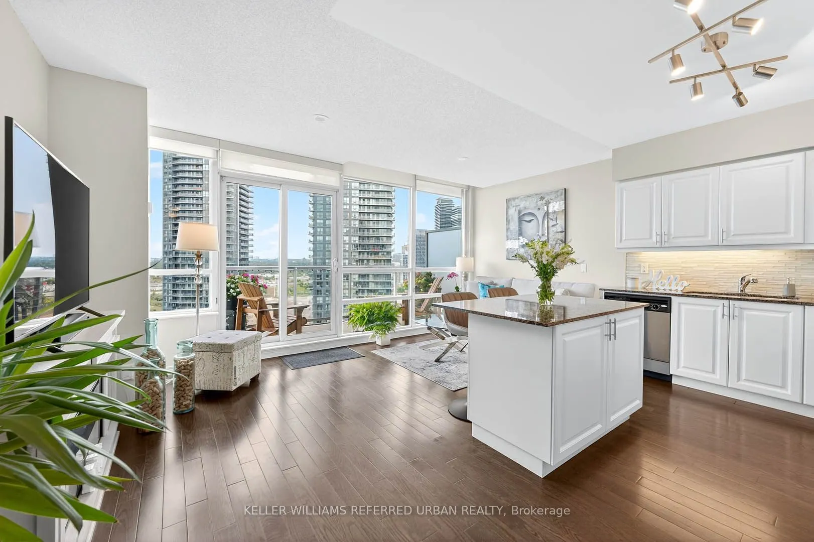 15 Legion Road, #2305