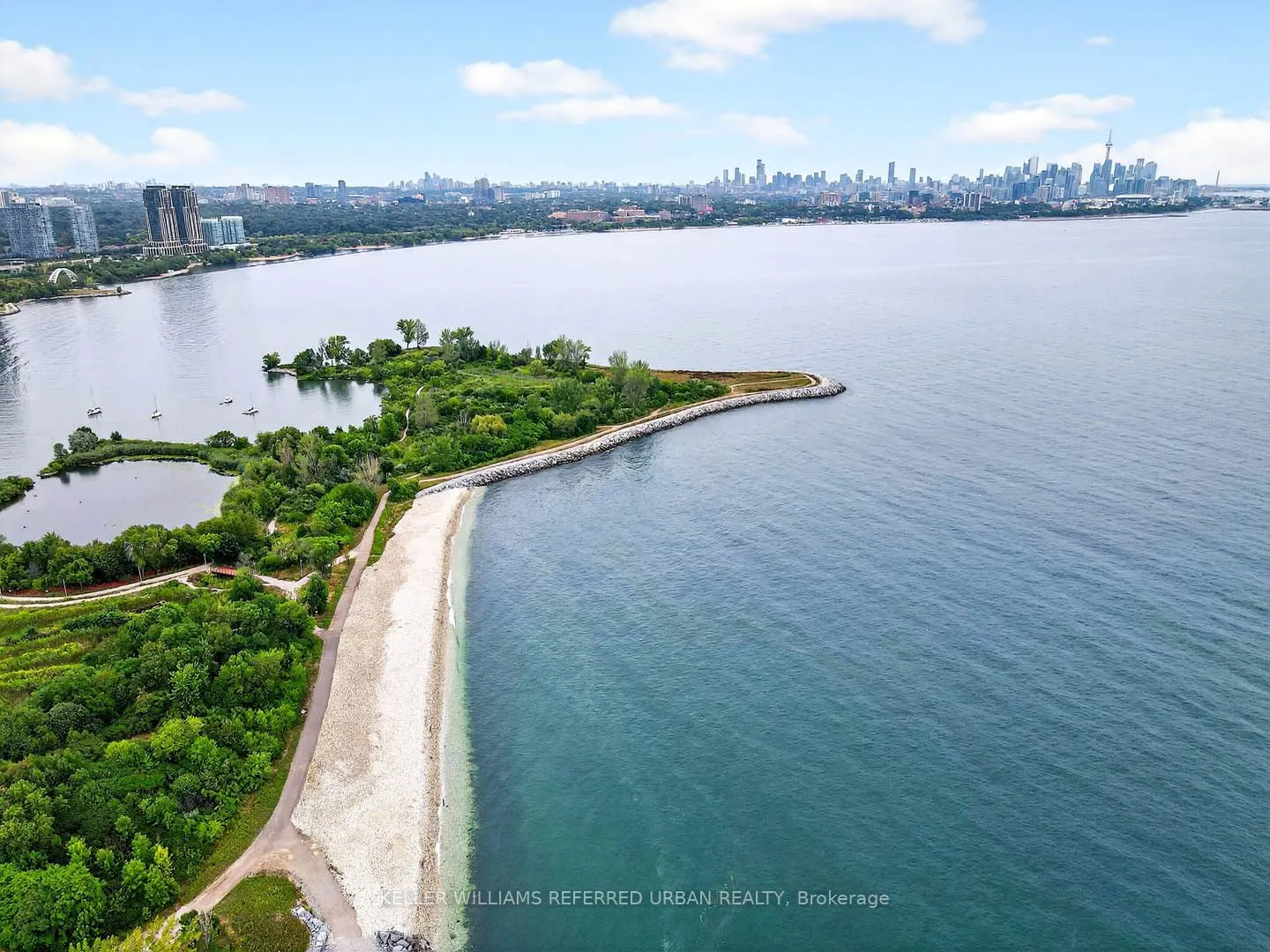 15 Legion Road, #2305