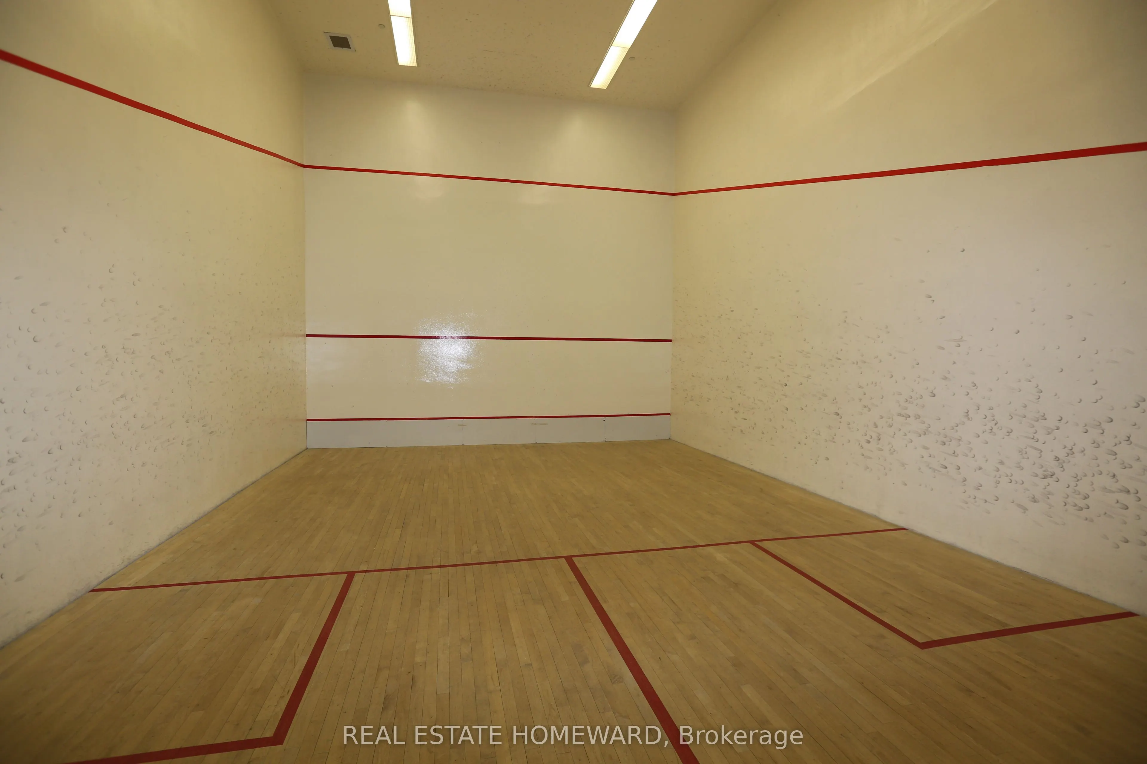 35 Kingsbridge Garden Circle, #713