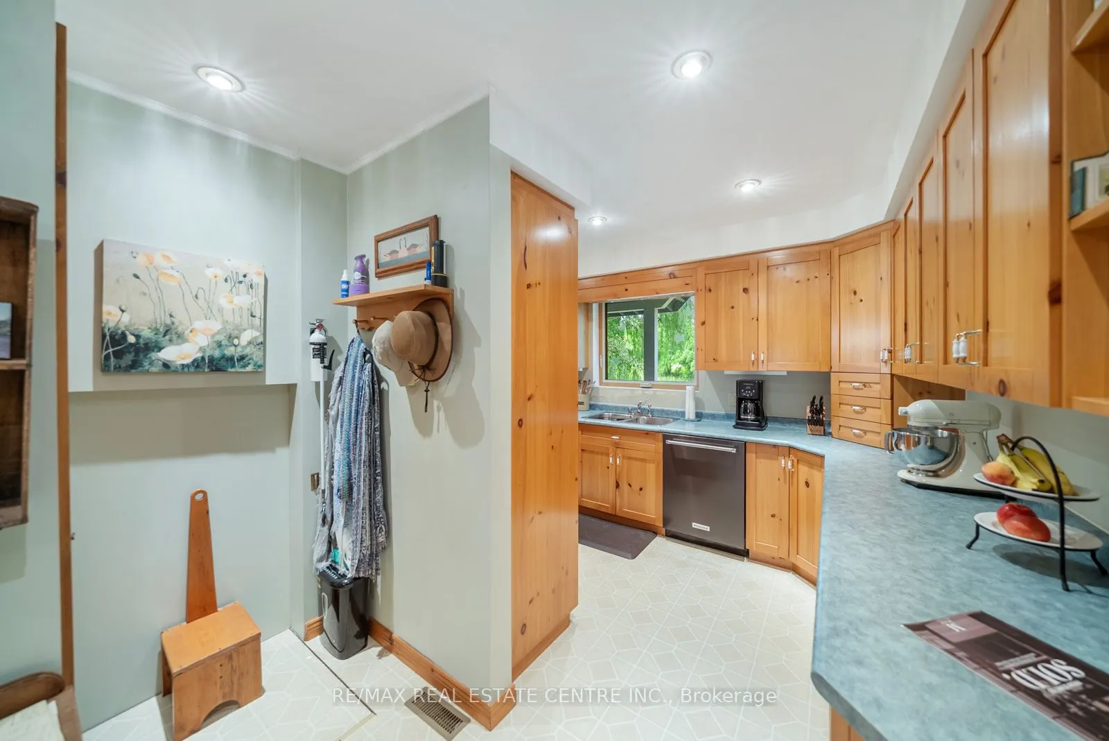 7736 Churchville Road