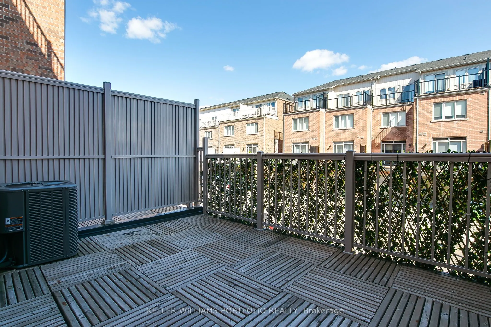 67 Edward Horton Crescent, #118