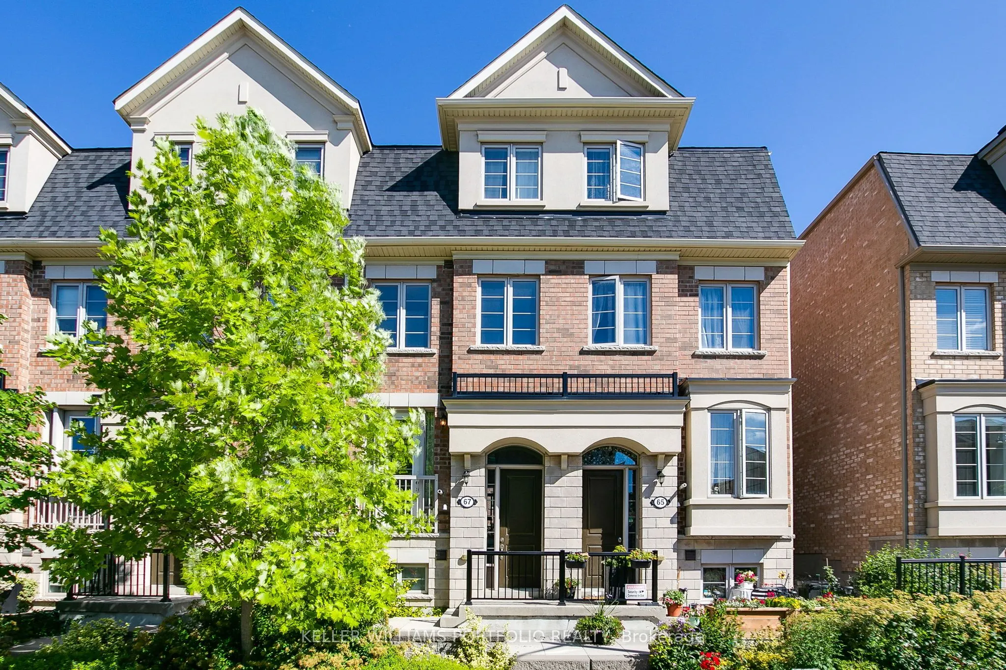 67 Edward Horton Crescent, #118