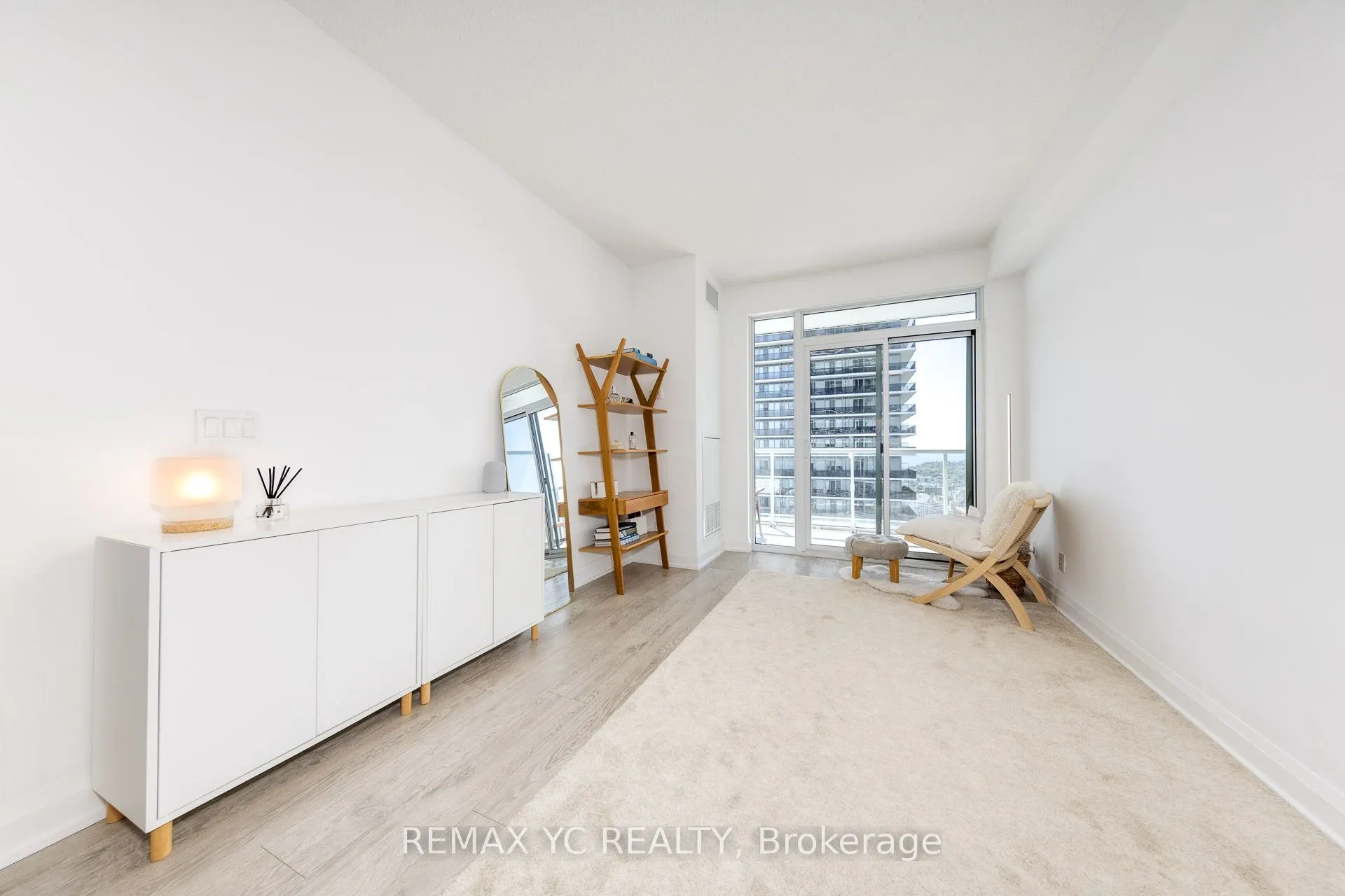 56 Annie Craig Drive, #3904