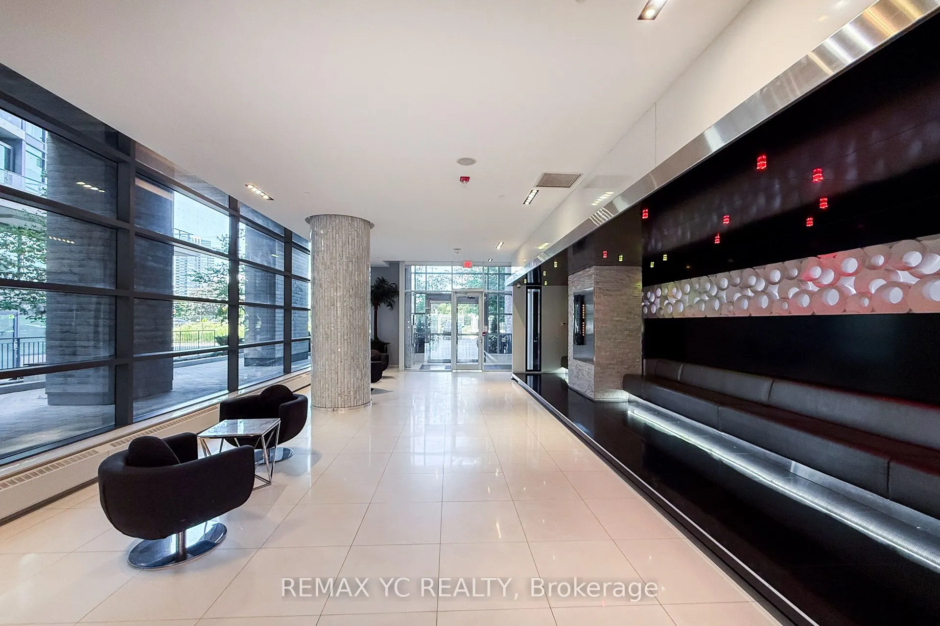 56 Annie Craig Drive, #3904