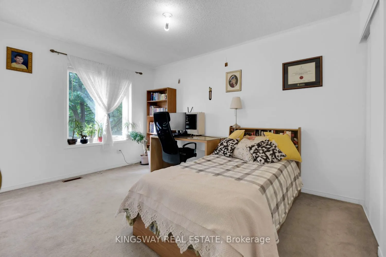 99 Bristol Road E, #173