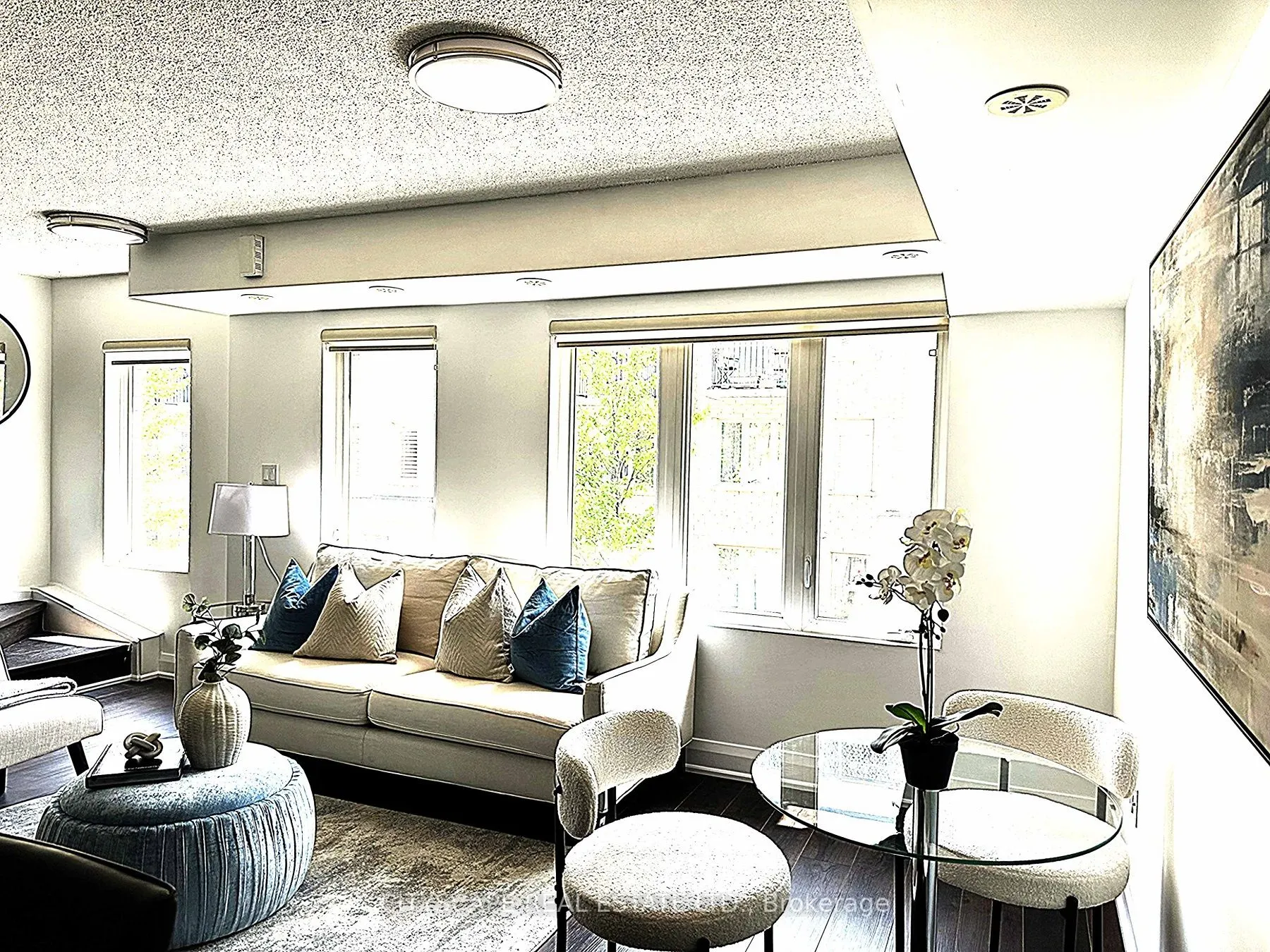 16 Foundry Avenue, #212
