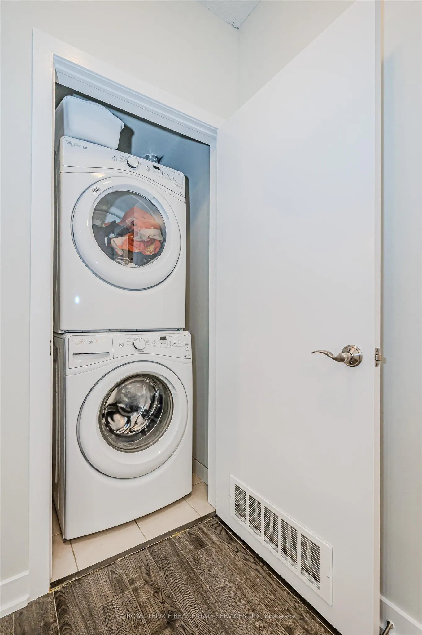 551 Maple Avenue, #615