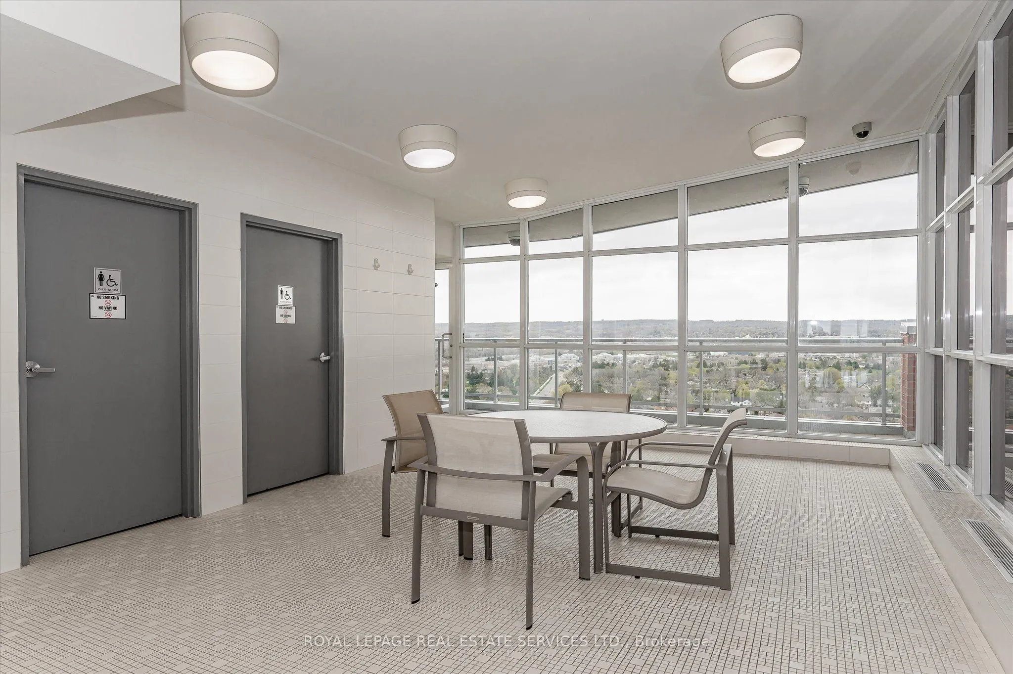 551 Maple Avenue, #615