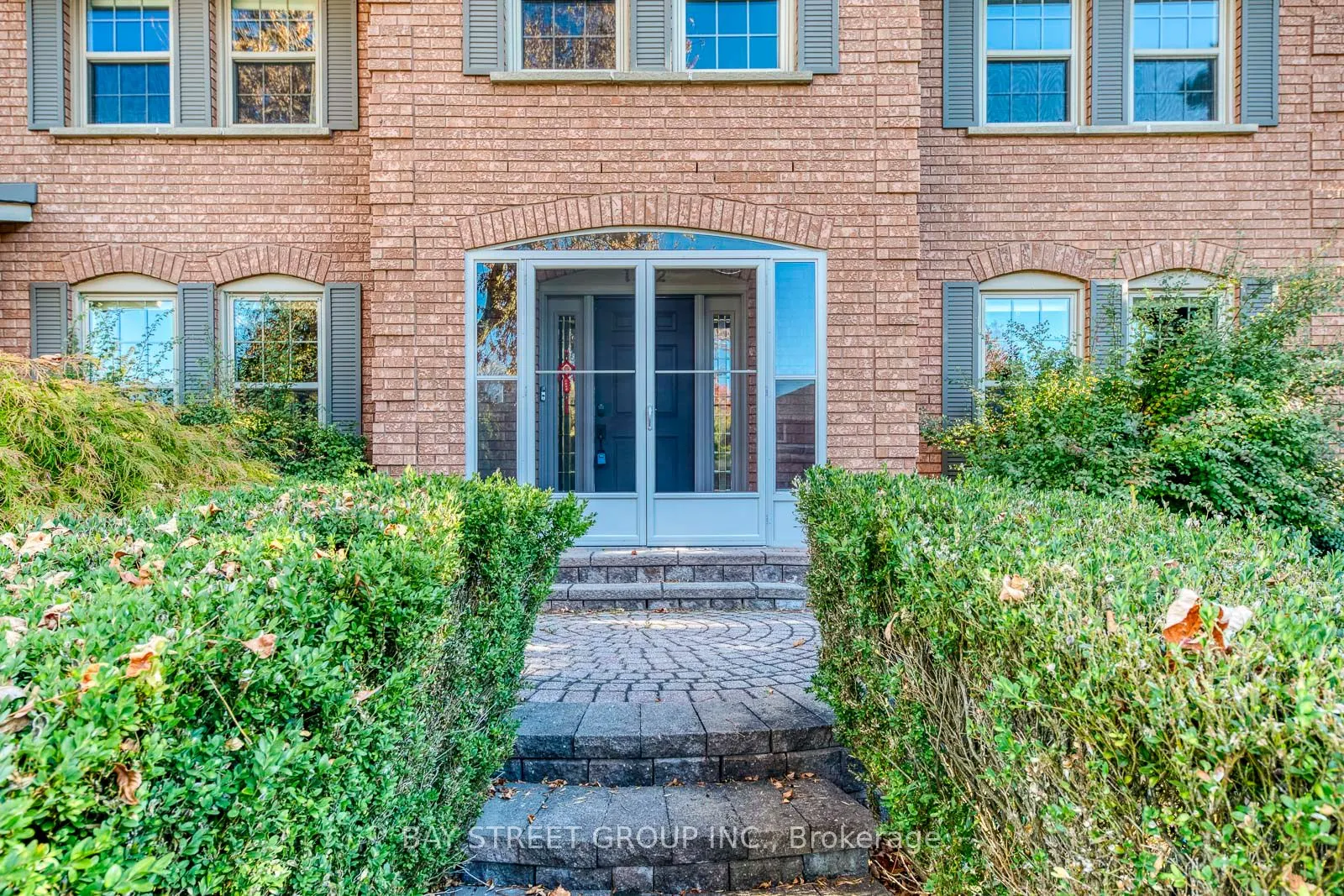 1322 Roseberry Crescent