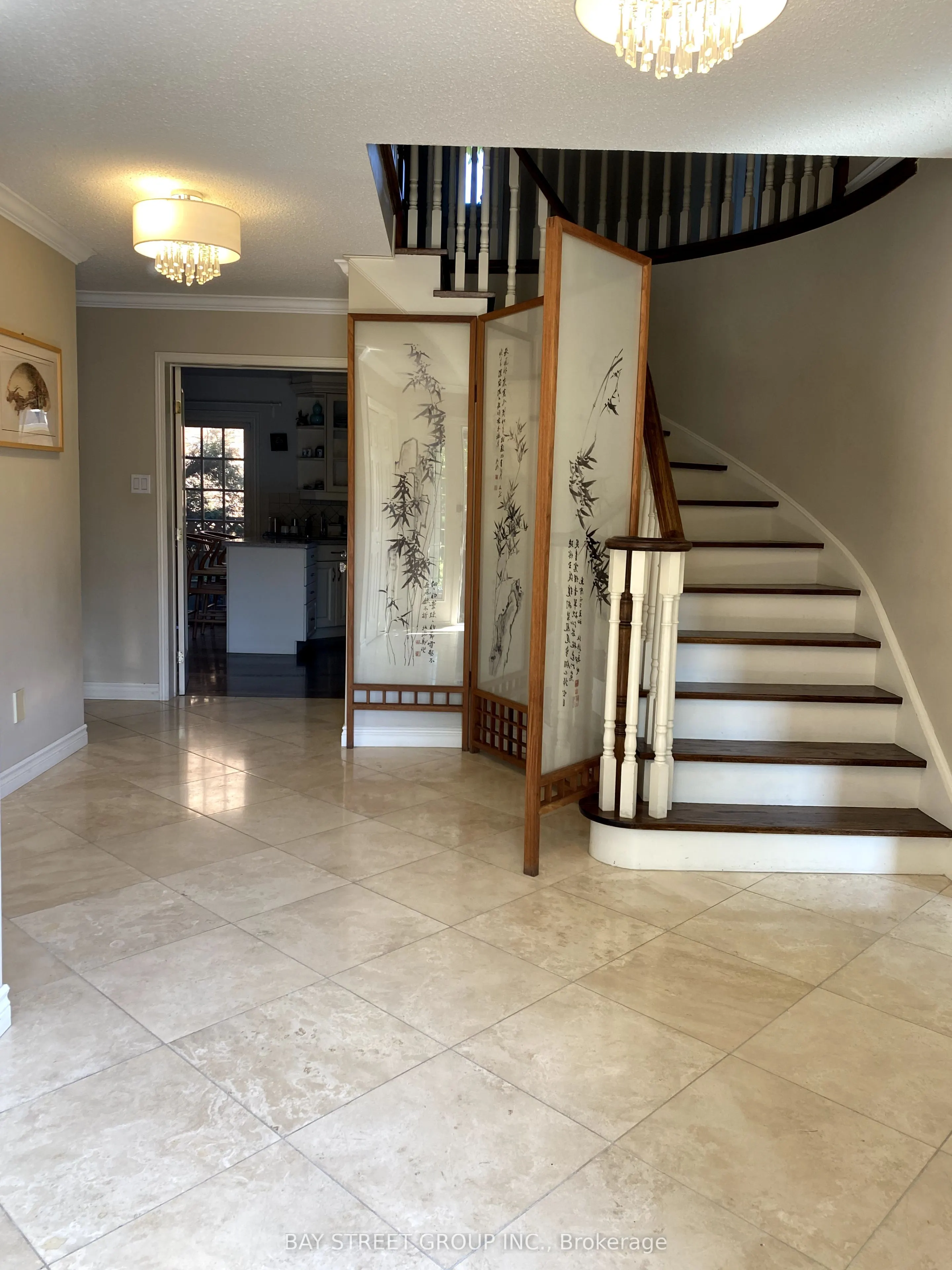 1322 Roseberry Crescent