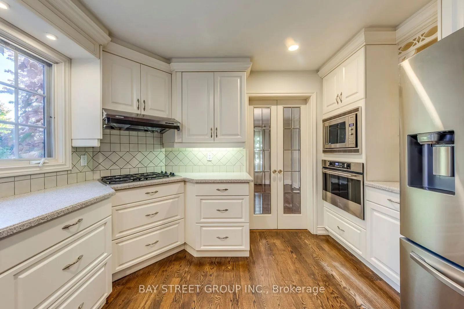 1322 Roseberry Crescent