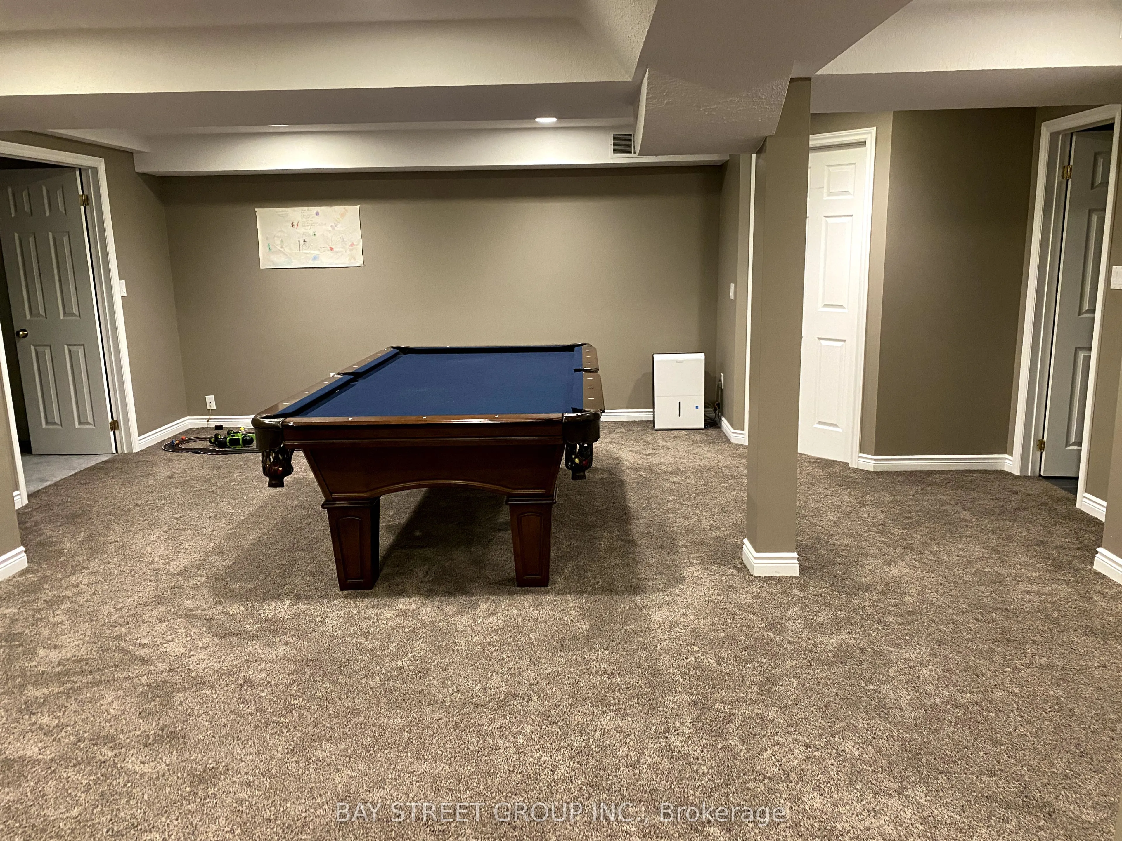 1322 Roseberry Crescent