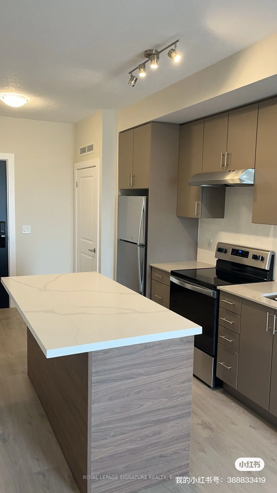 3200 William Coltson Avenue, #614