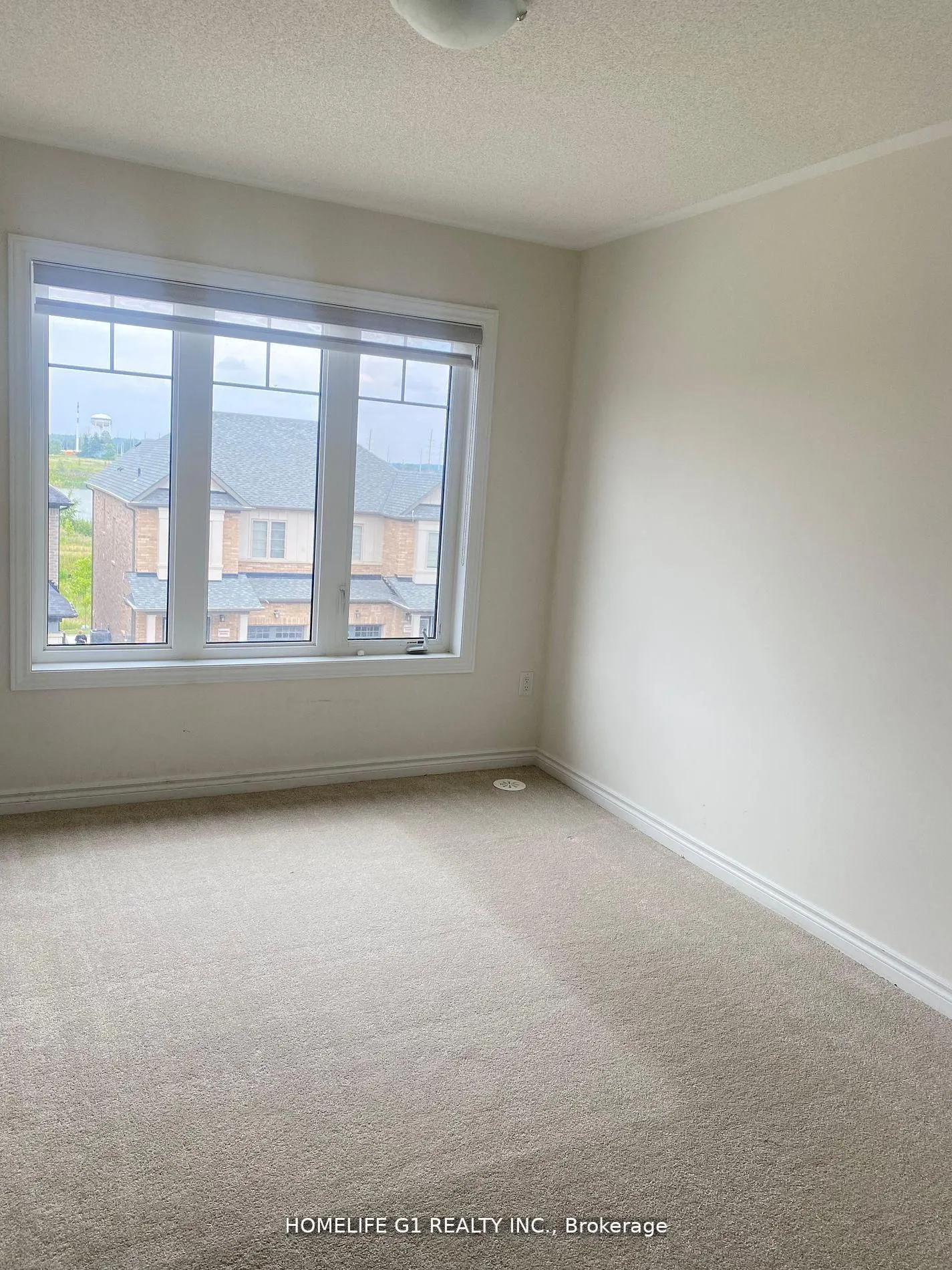 11 Ledger Point Crescent