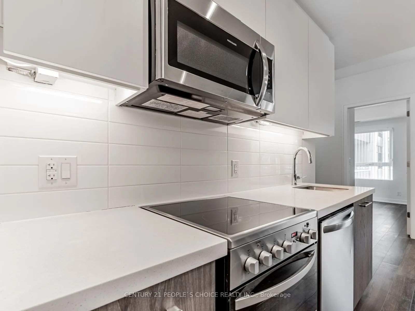 1 Neighbourhood Lane, #202