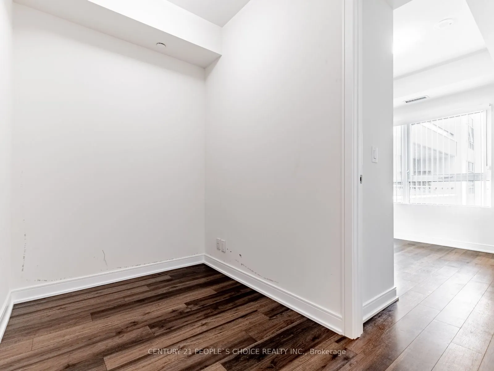 1 Neighbourhood Lane, #202