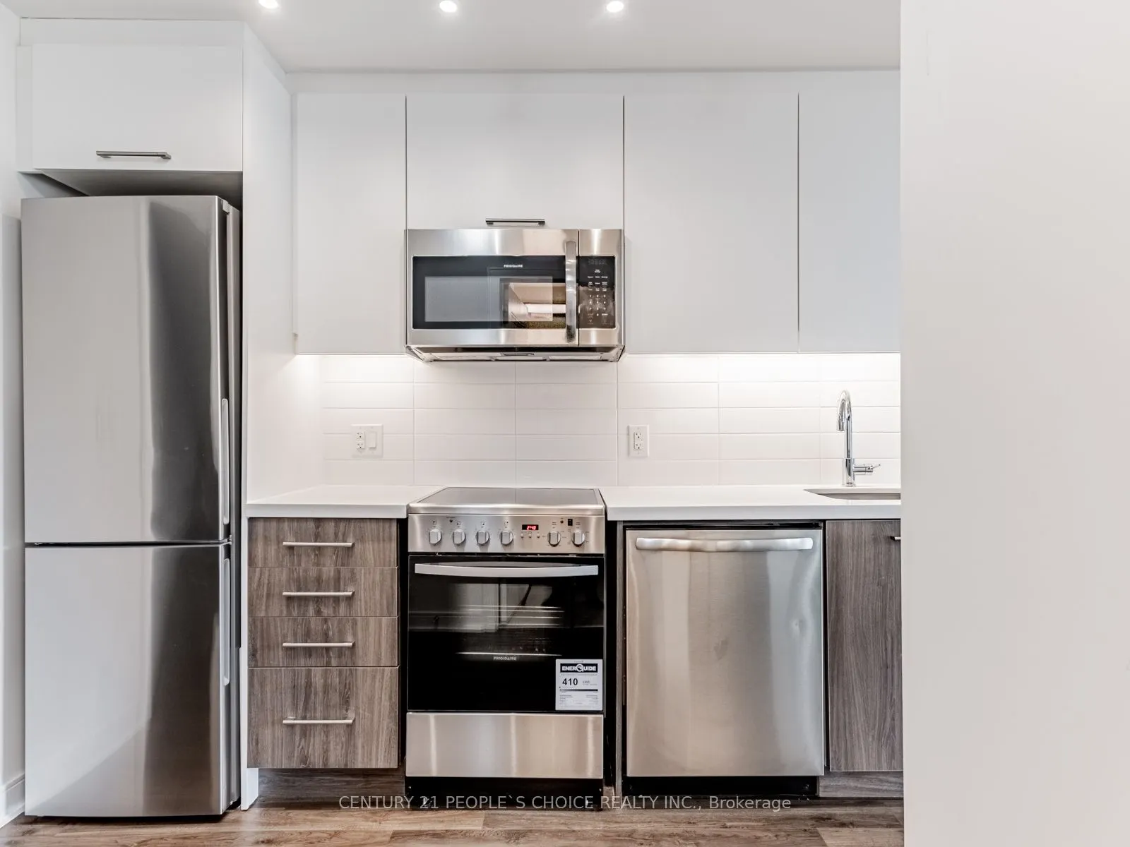 1 Neighbourhood Lane, #202