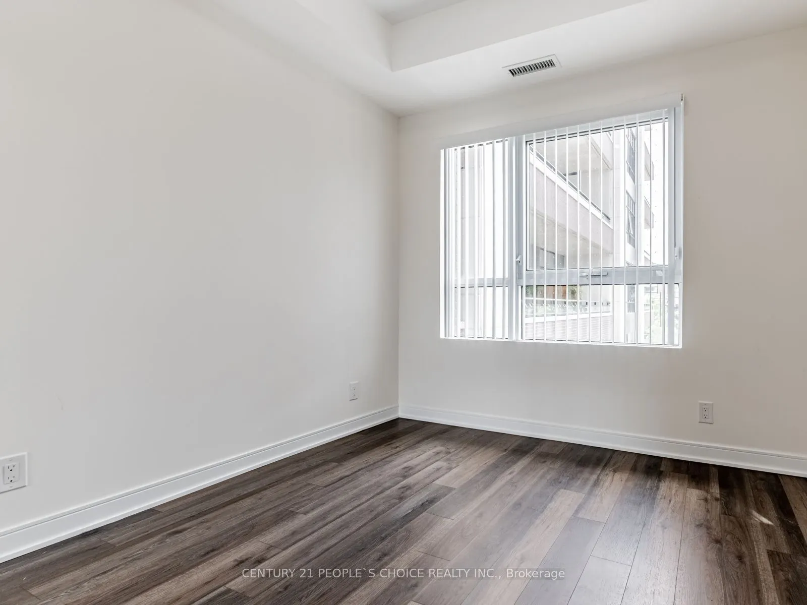 1 Neighbourhood Lane, #202