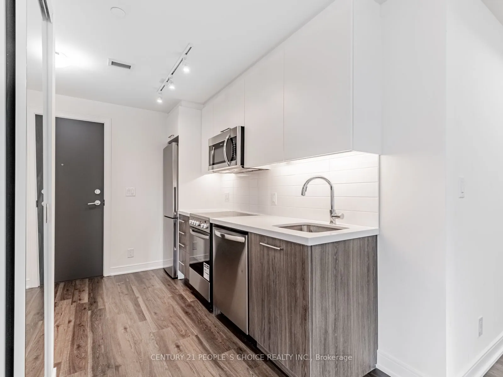 1 Neighbourhood Lane, #202