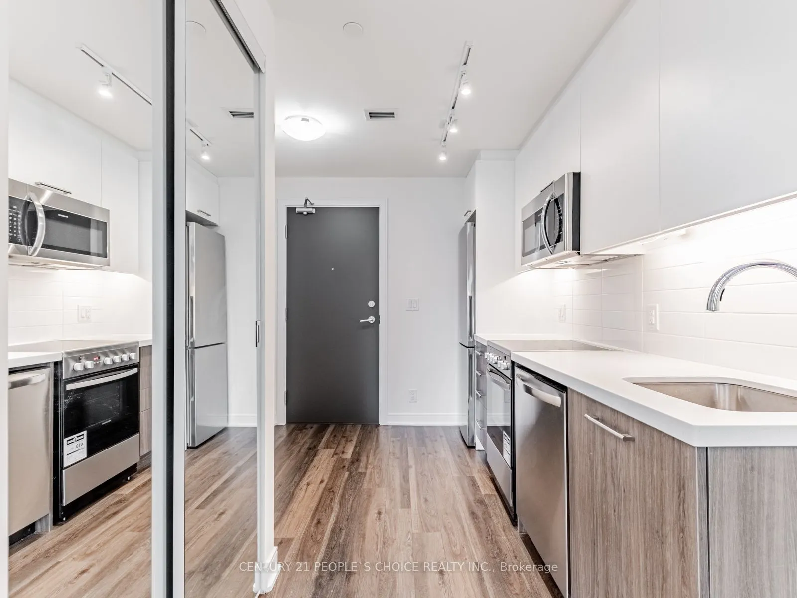 1 Neighbourhood Lane, #202