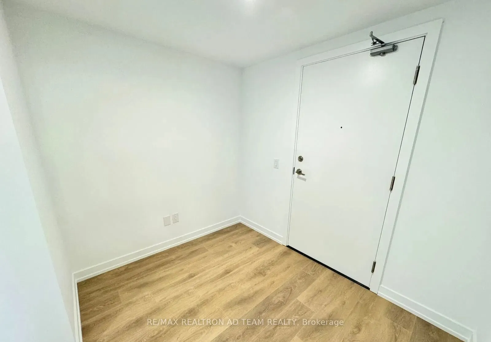 1100 Sheppard Avenue W, #1033