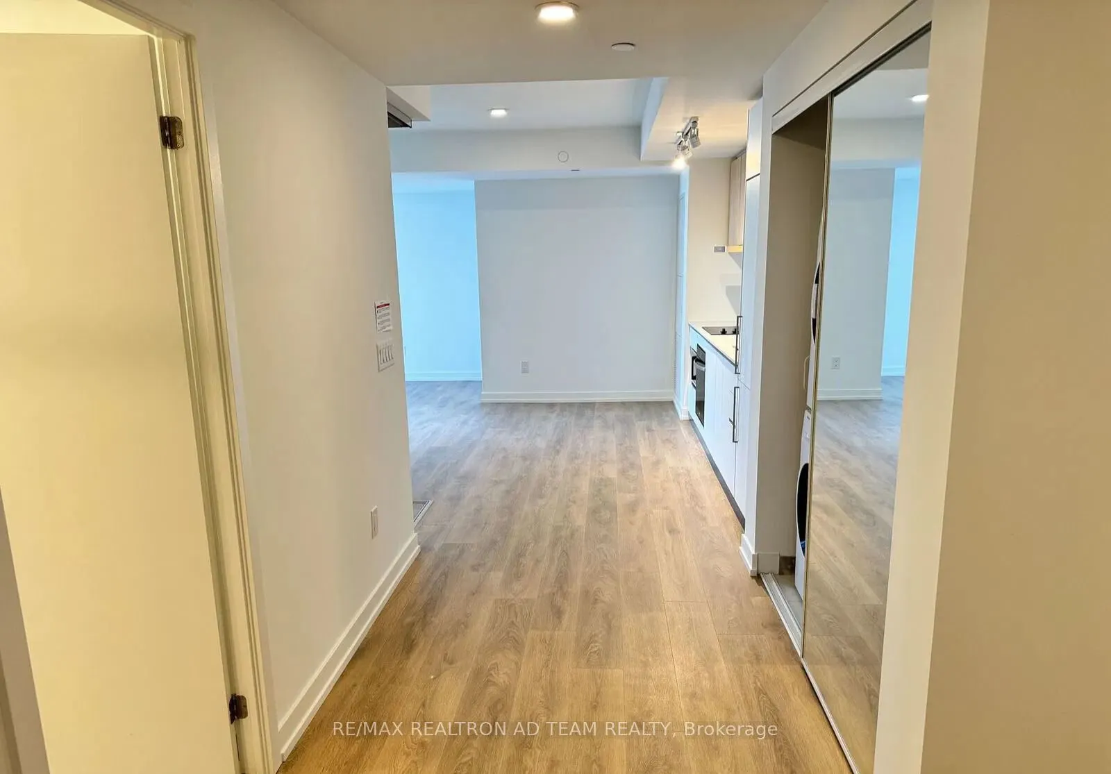 1100 Sheppard Avenue W, #1033