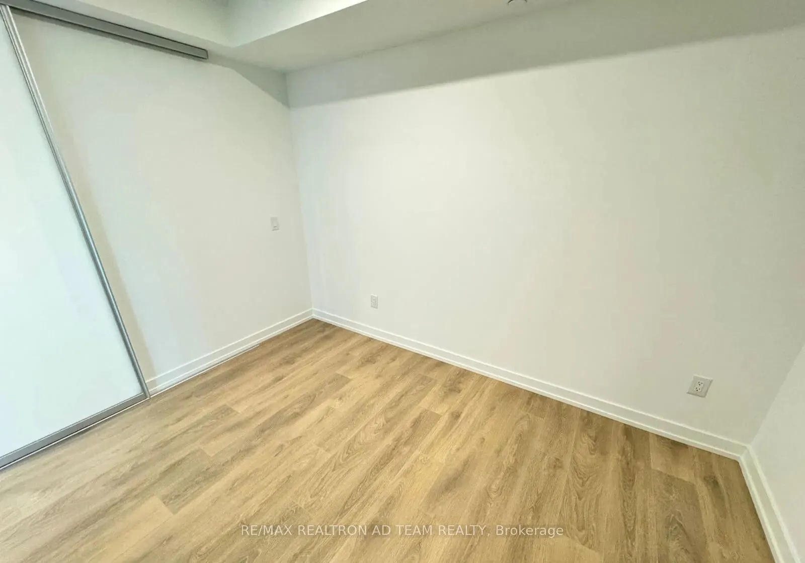 1100 Sheppard Avenue W, #1033