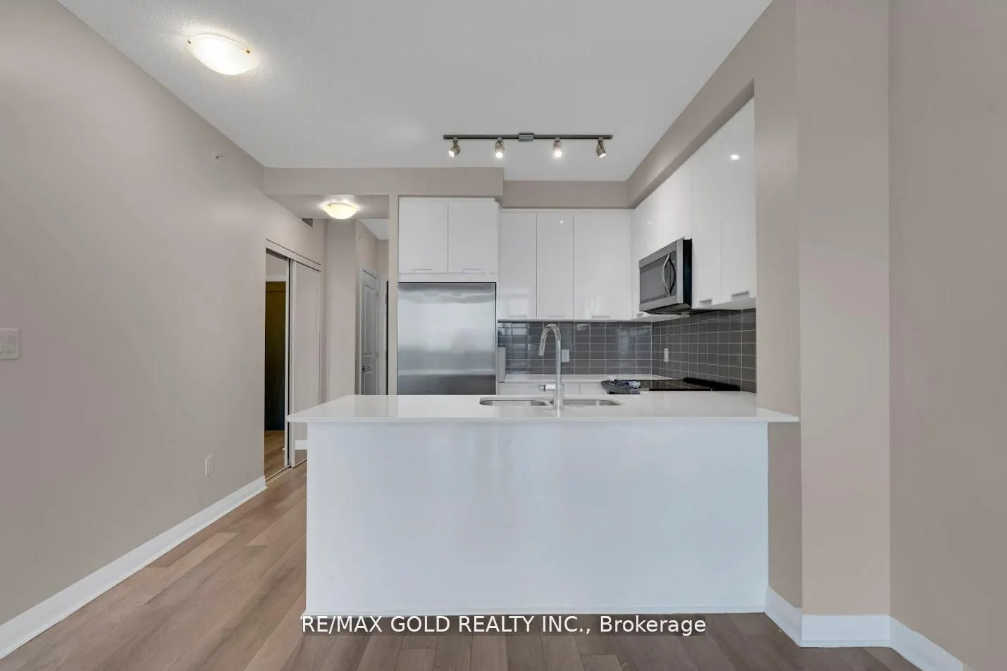 5025 Four Springs Avenue, #703