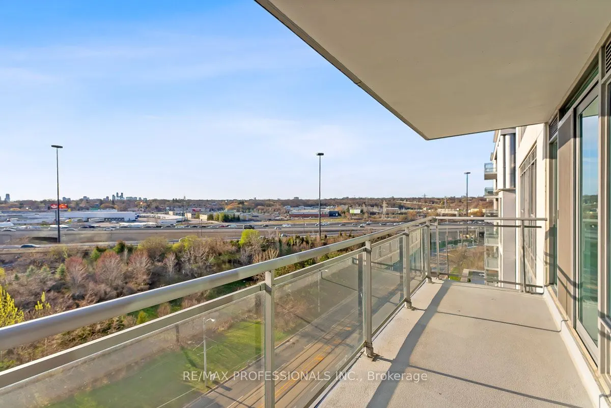 2121 Lake Shore Boulevard W, #1004