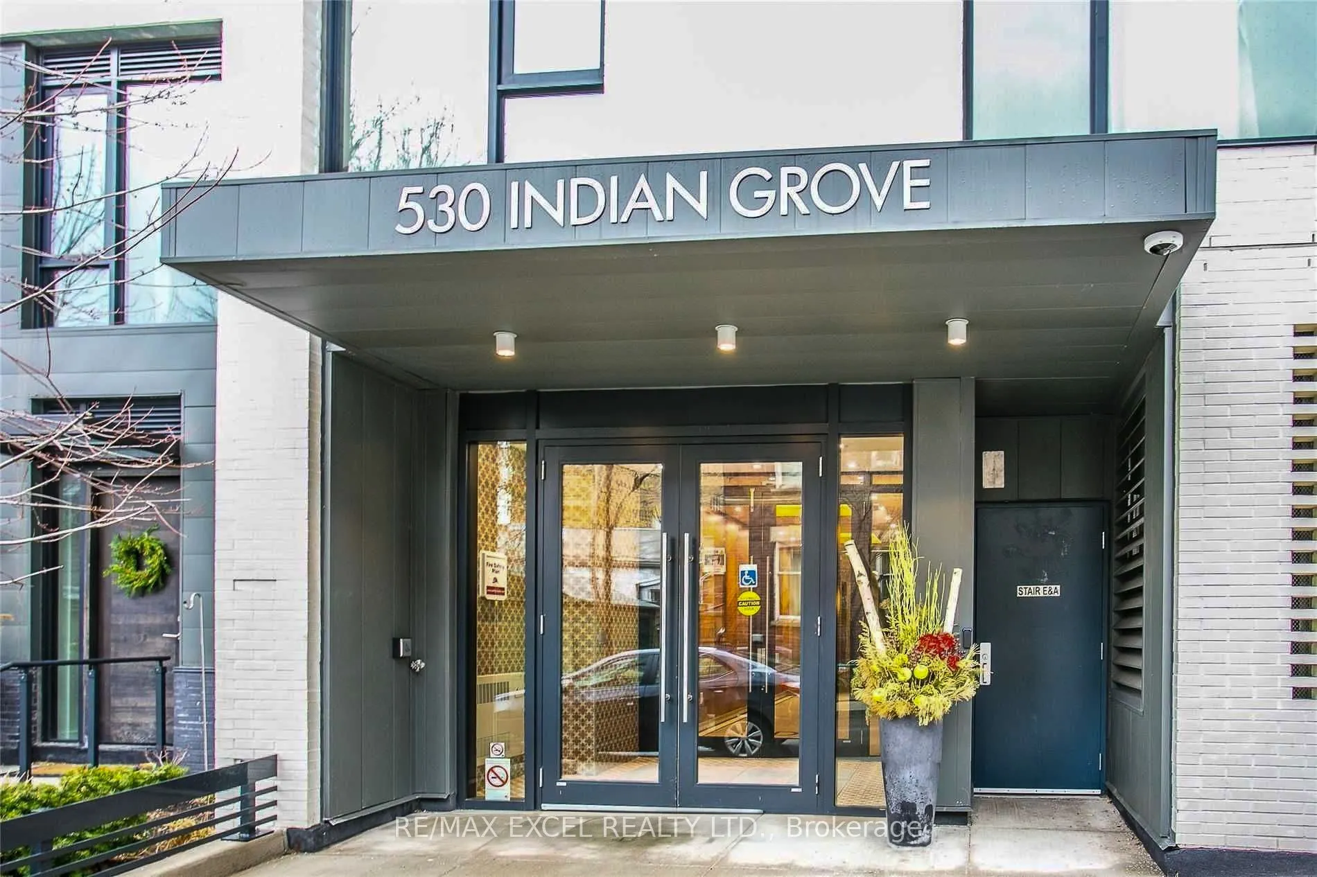 530 Indian Grove, #101
