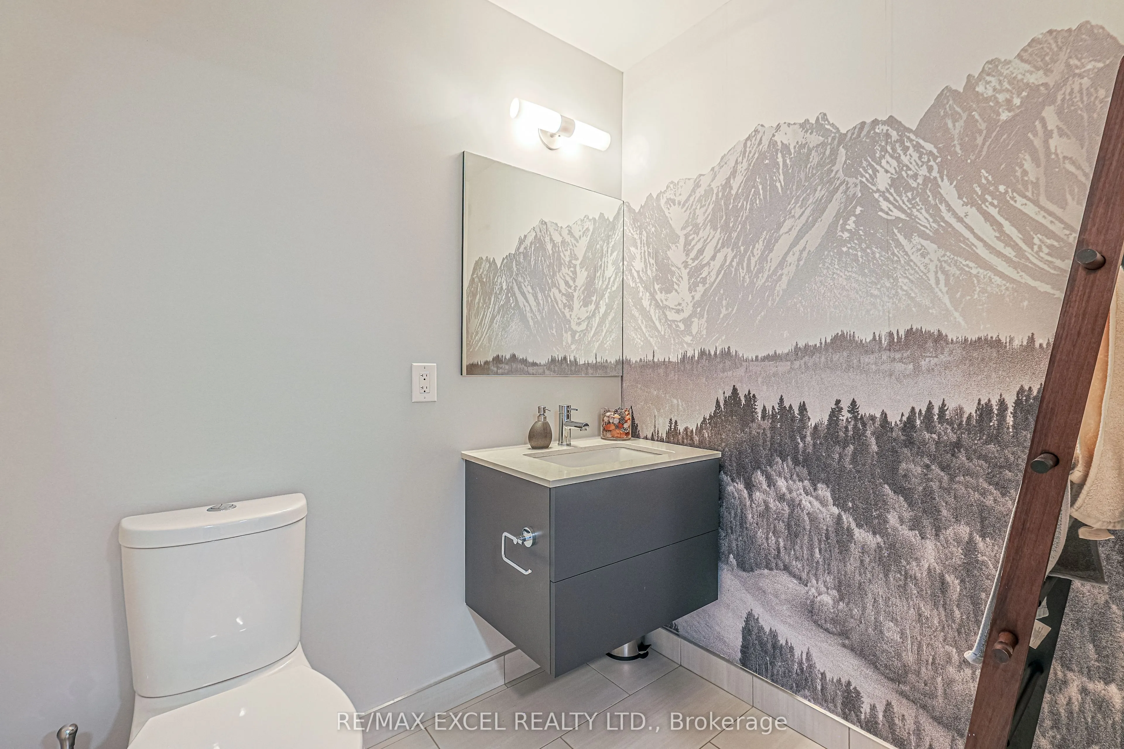 530 Indian Grove, #101