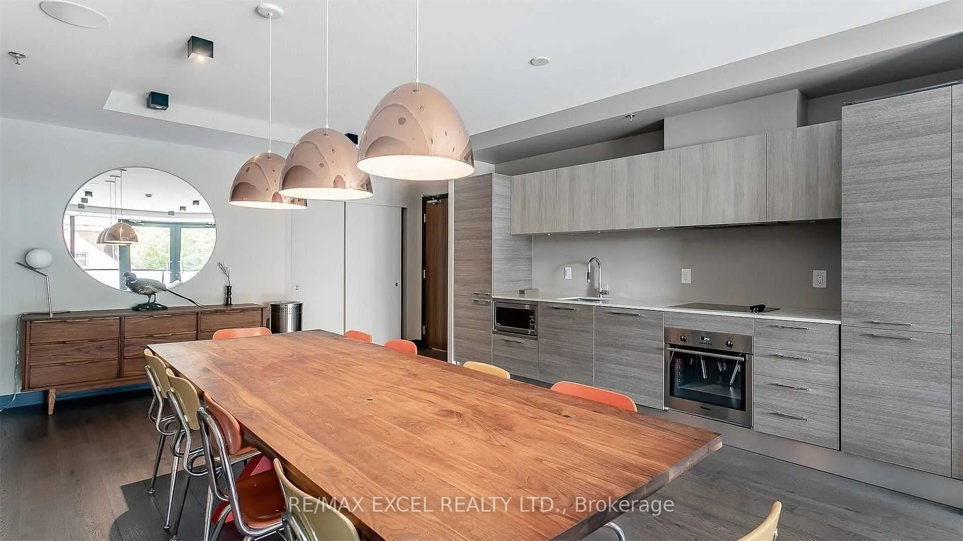530 Indian Grove, #101