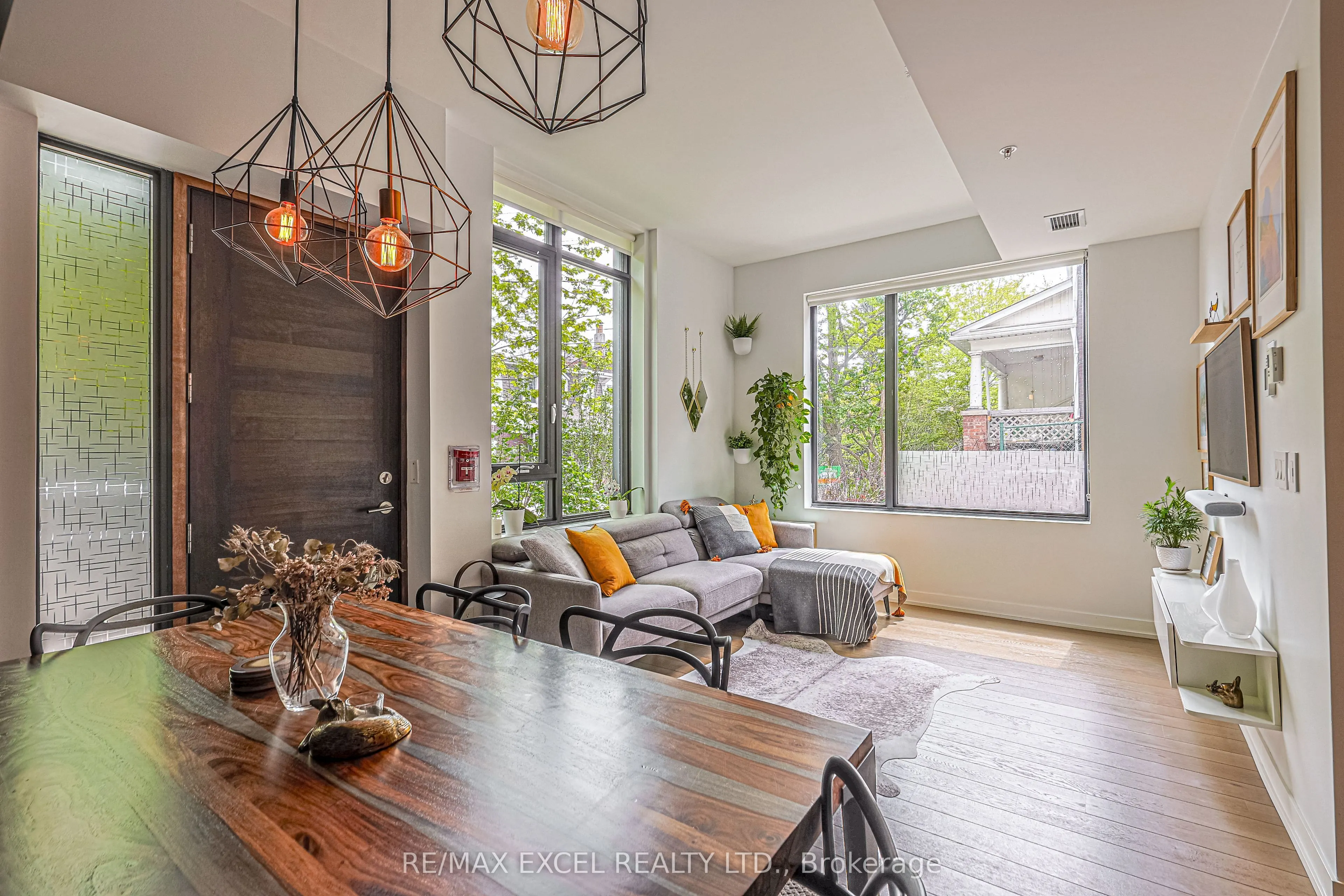 530 Indian Grove, #101