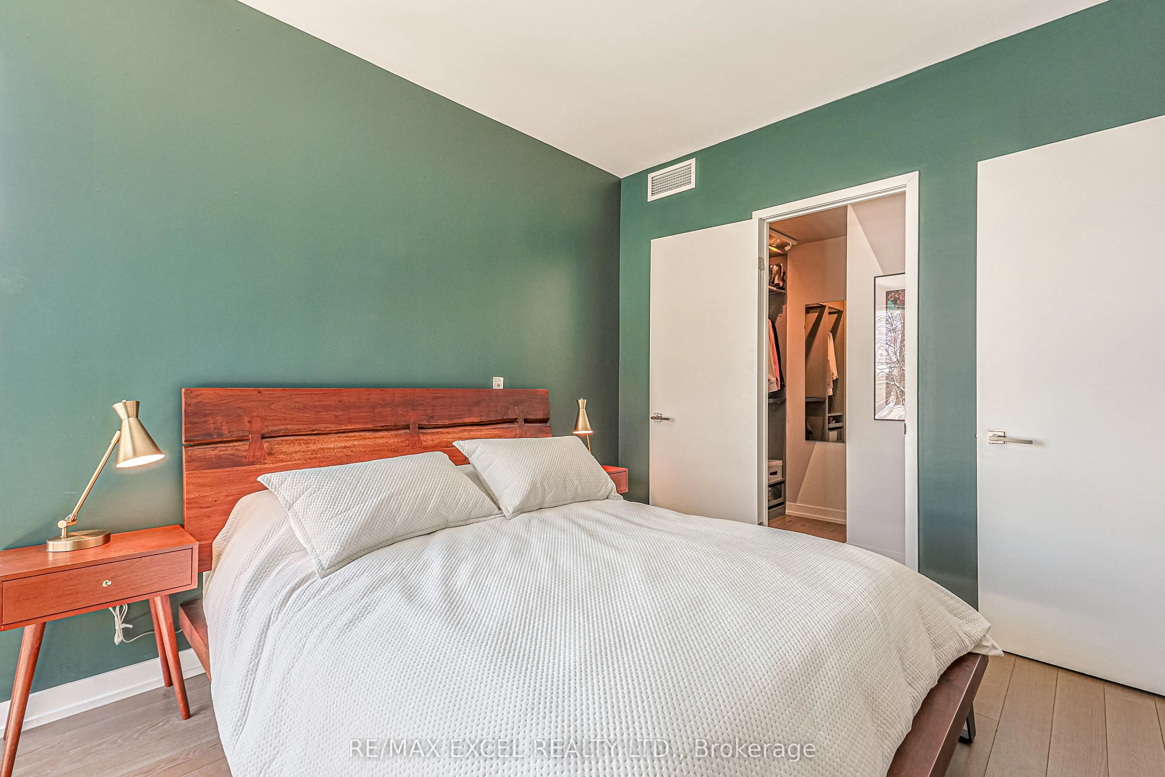 530 Indian Grove, #101