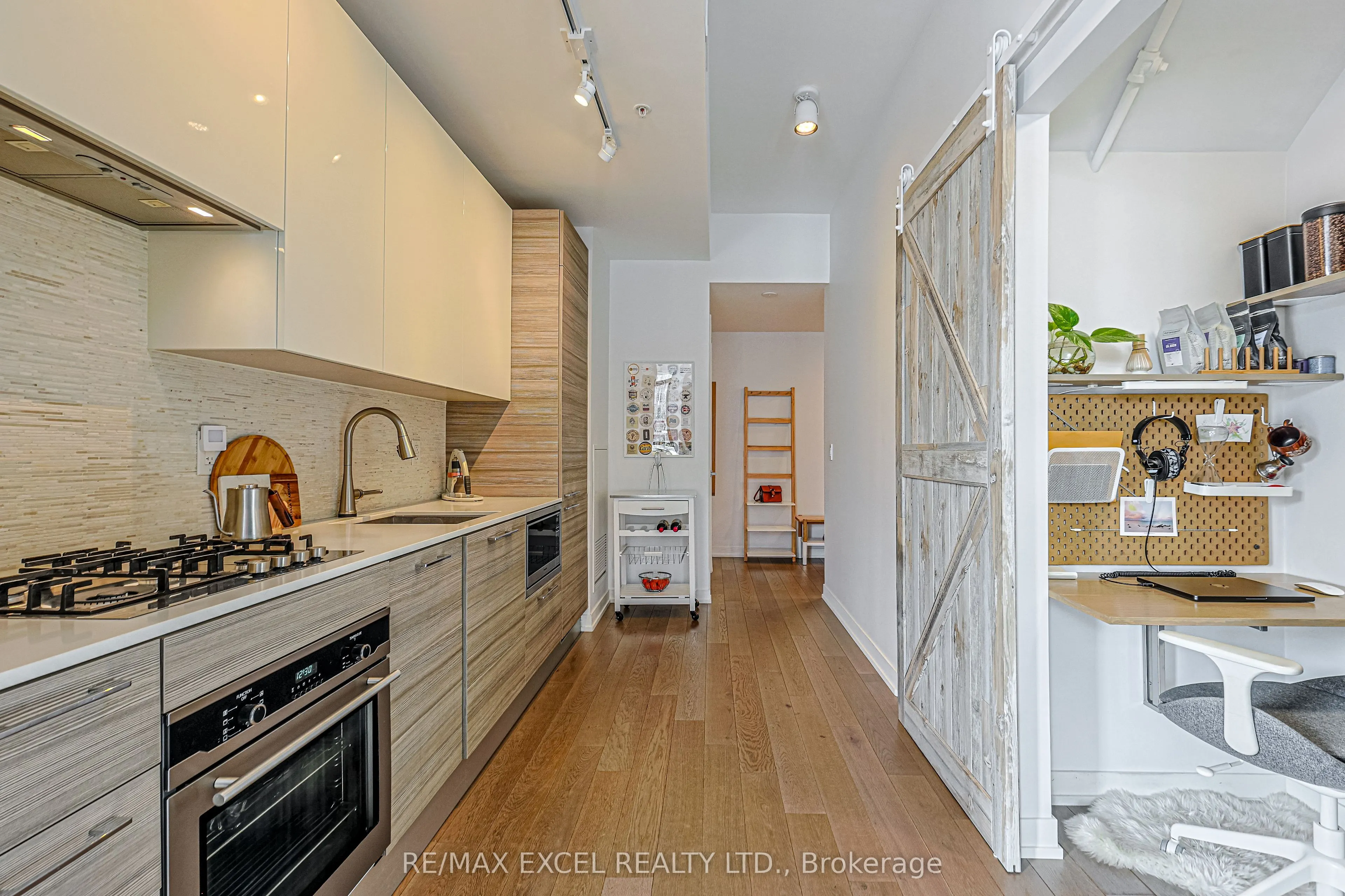 530 Indian Grove, #101
