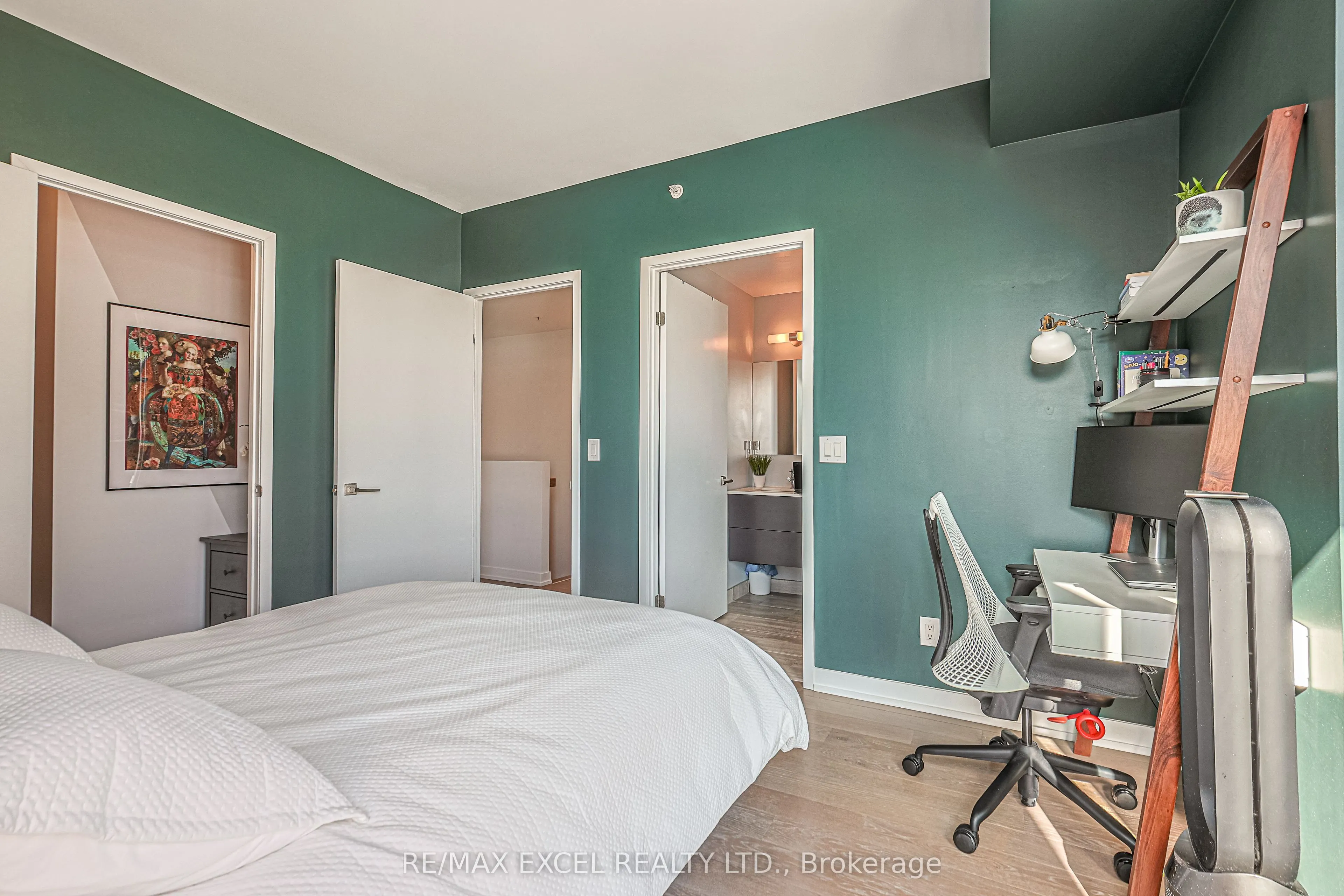 530 Indian Grove, #101