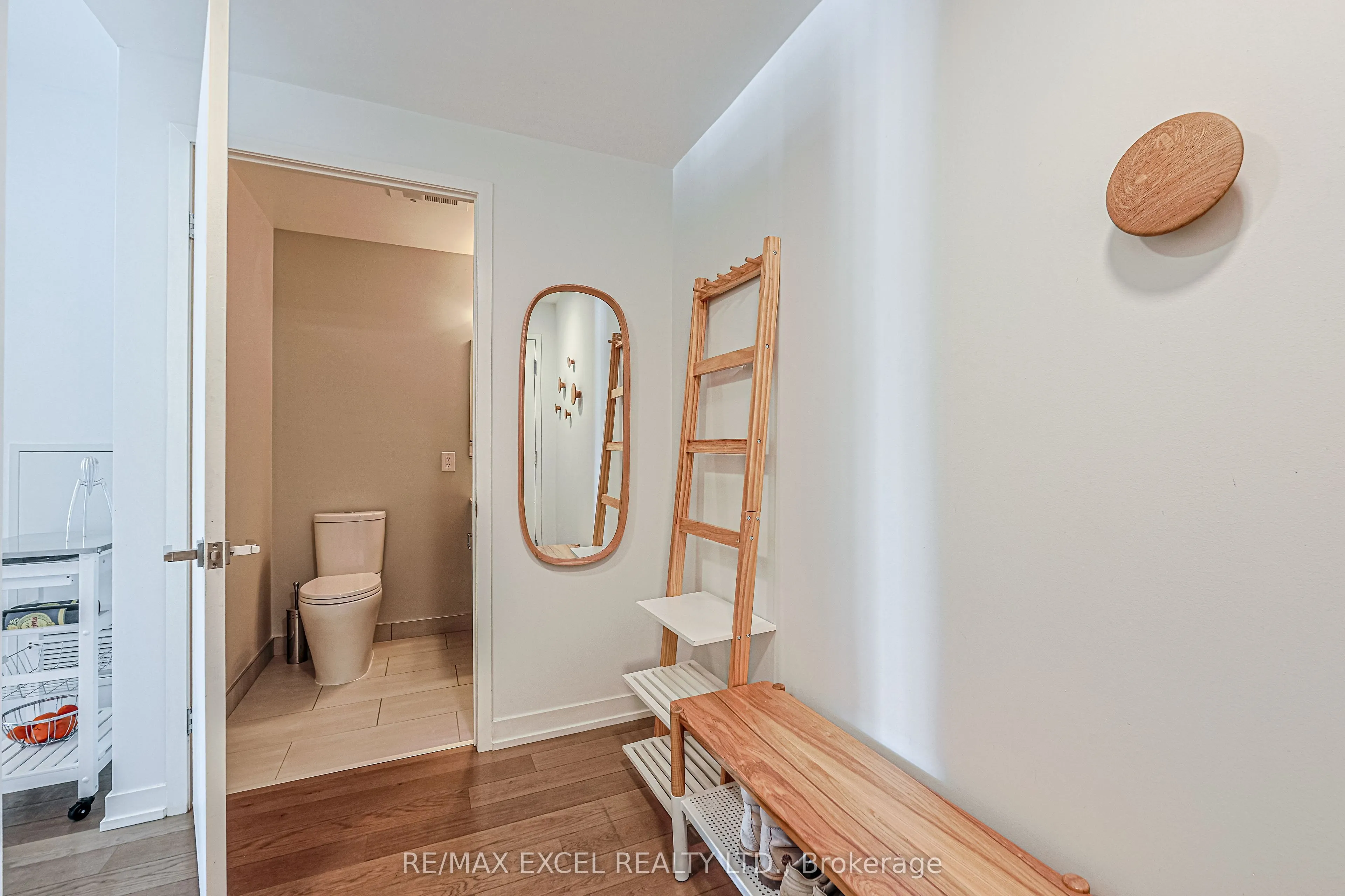 530 Indian Grove, #101