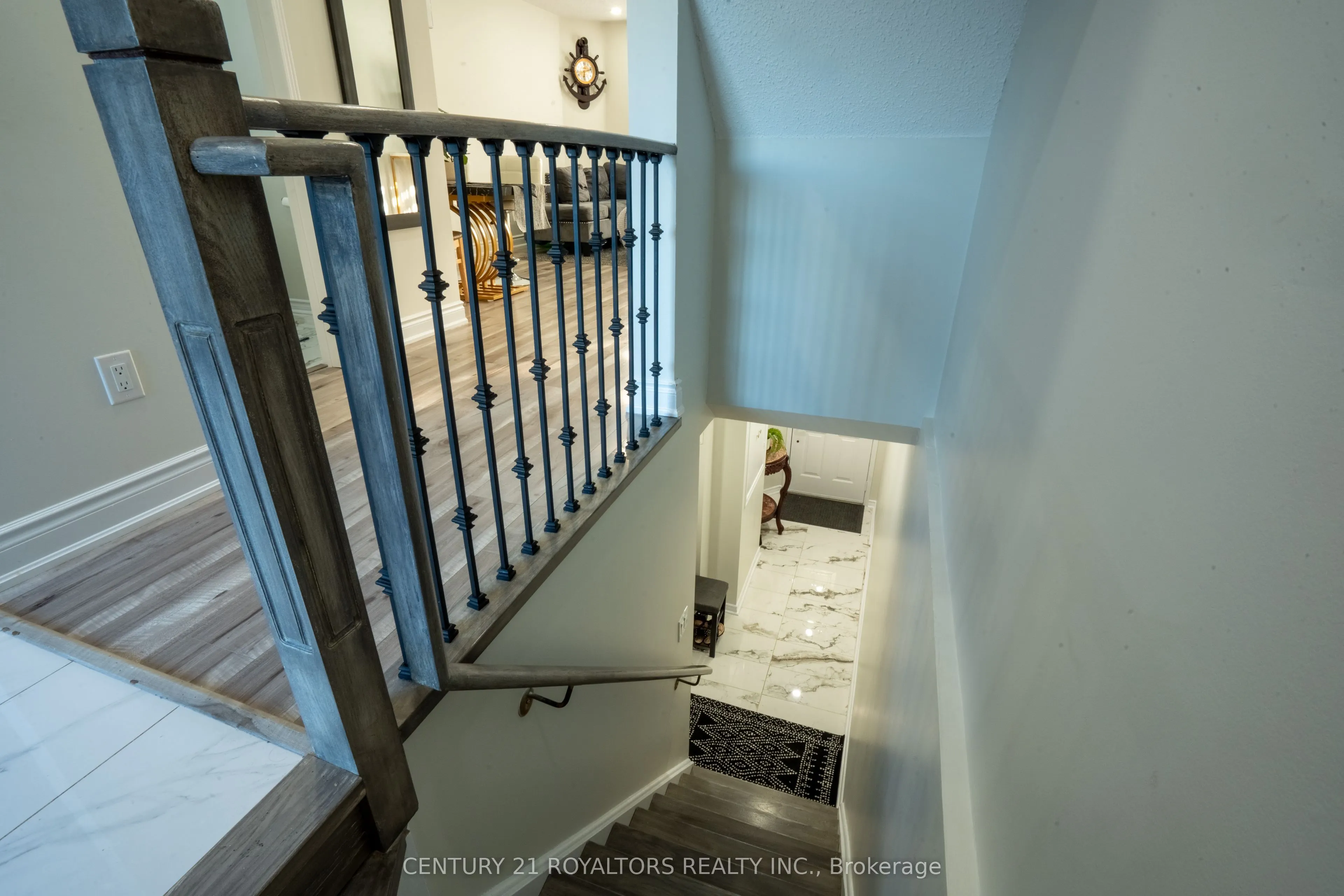 28 Spadina Road, #28