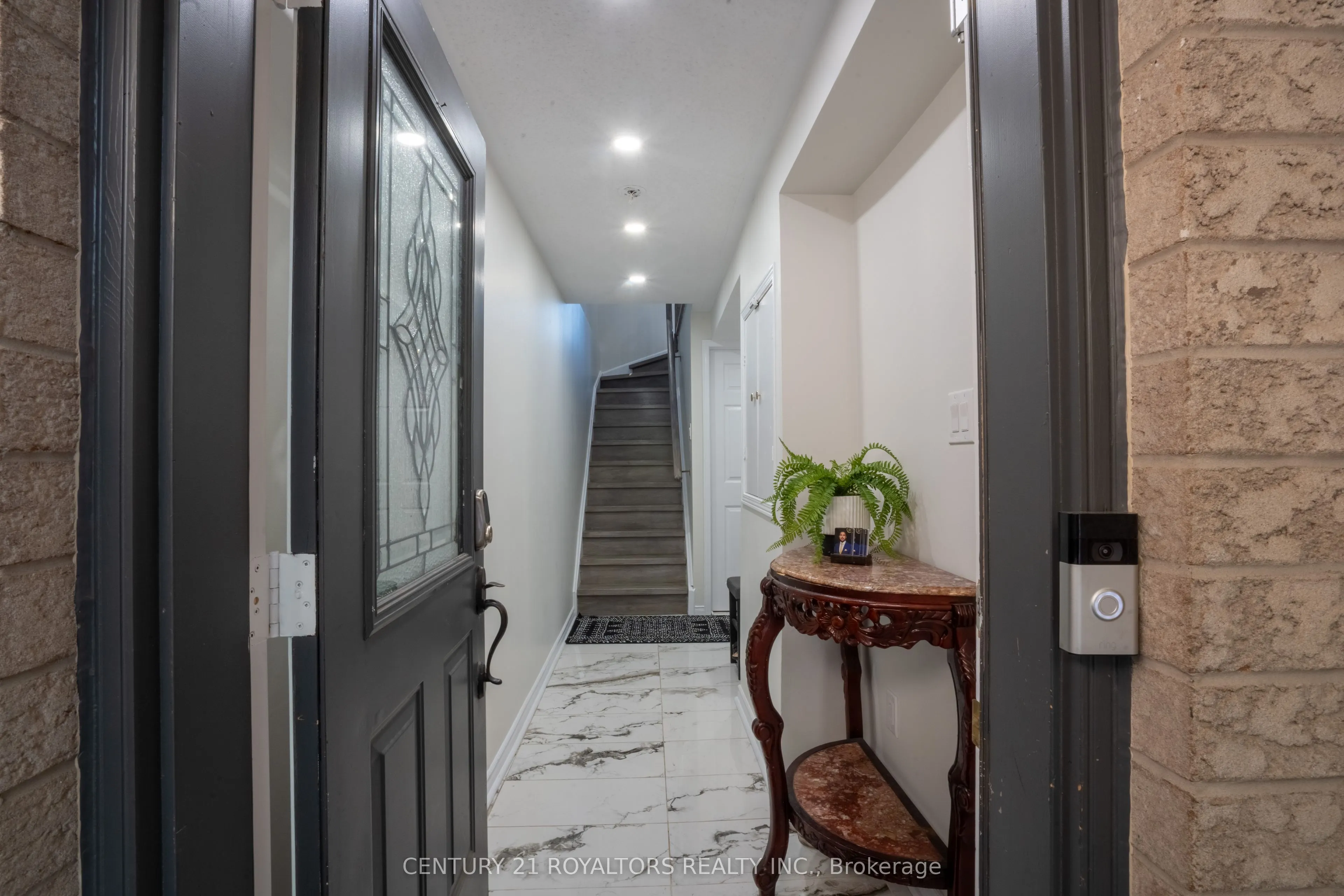 28 Spadina Road, #28