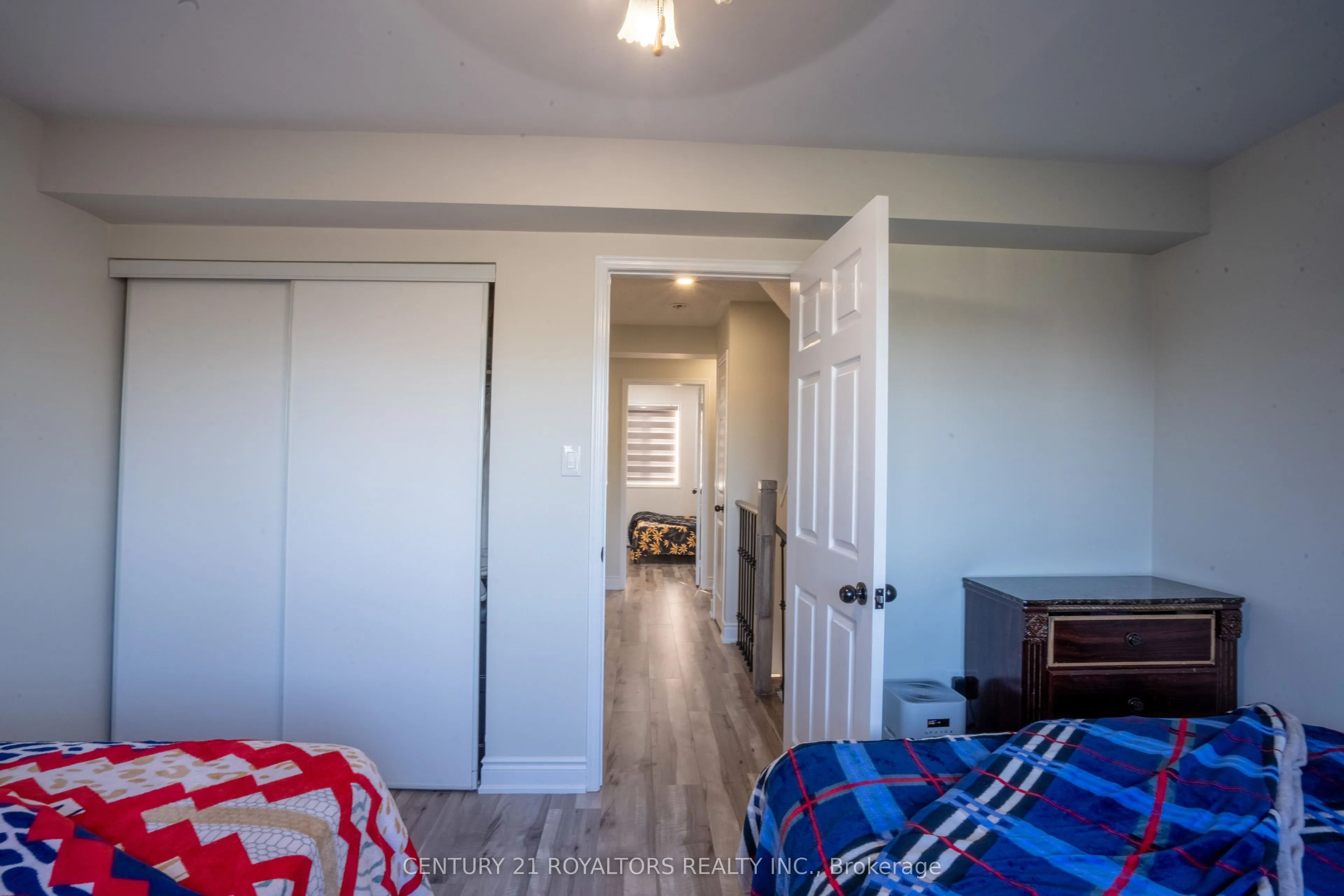 28 Spadina Road, #28