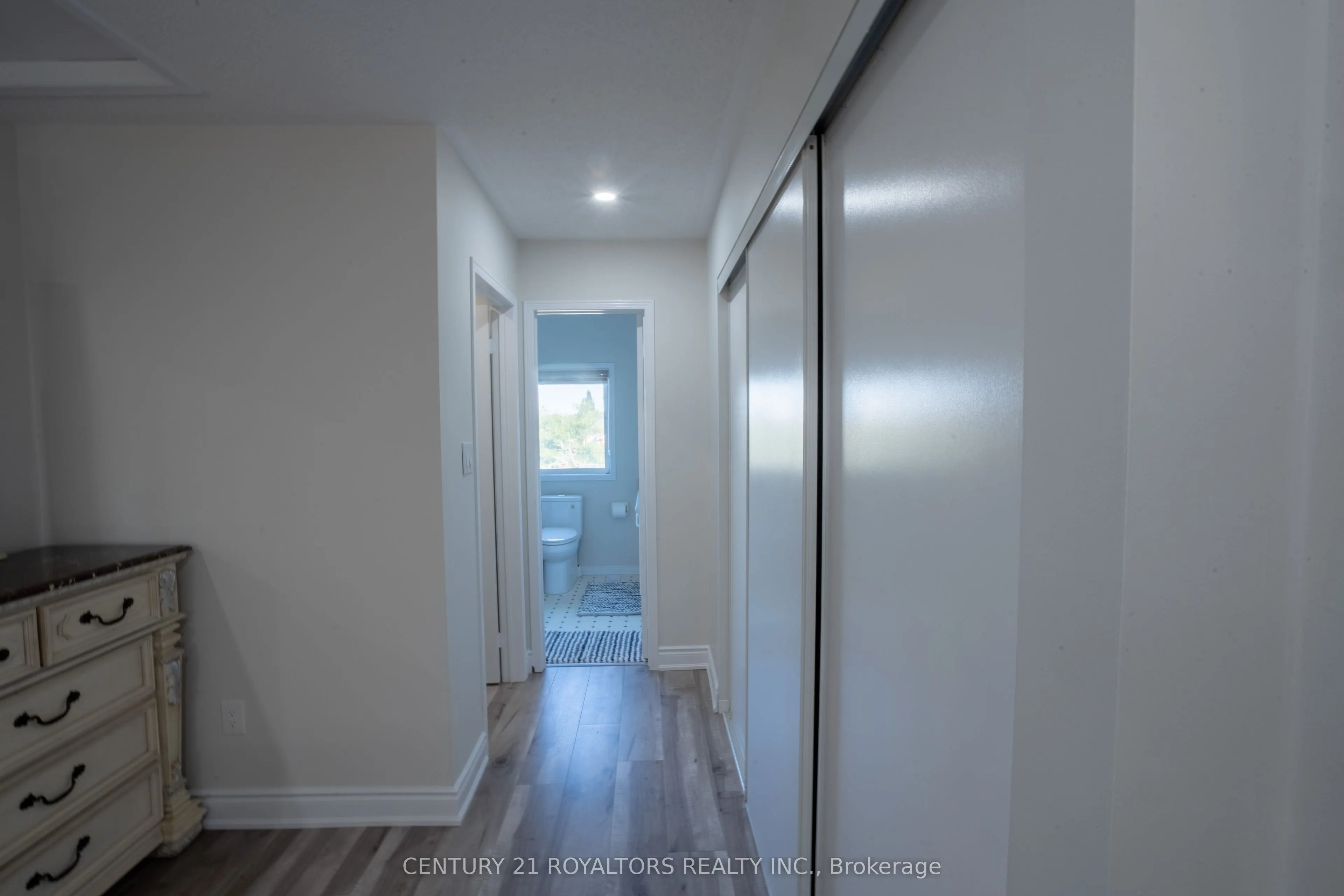 28 Spadina Road, #28