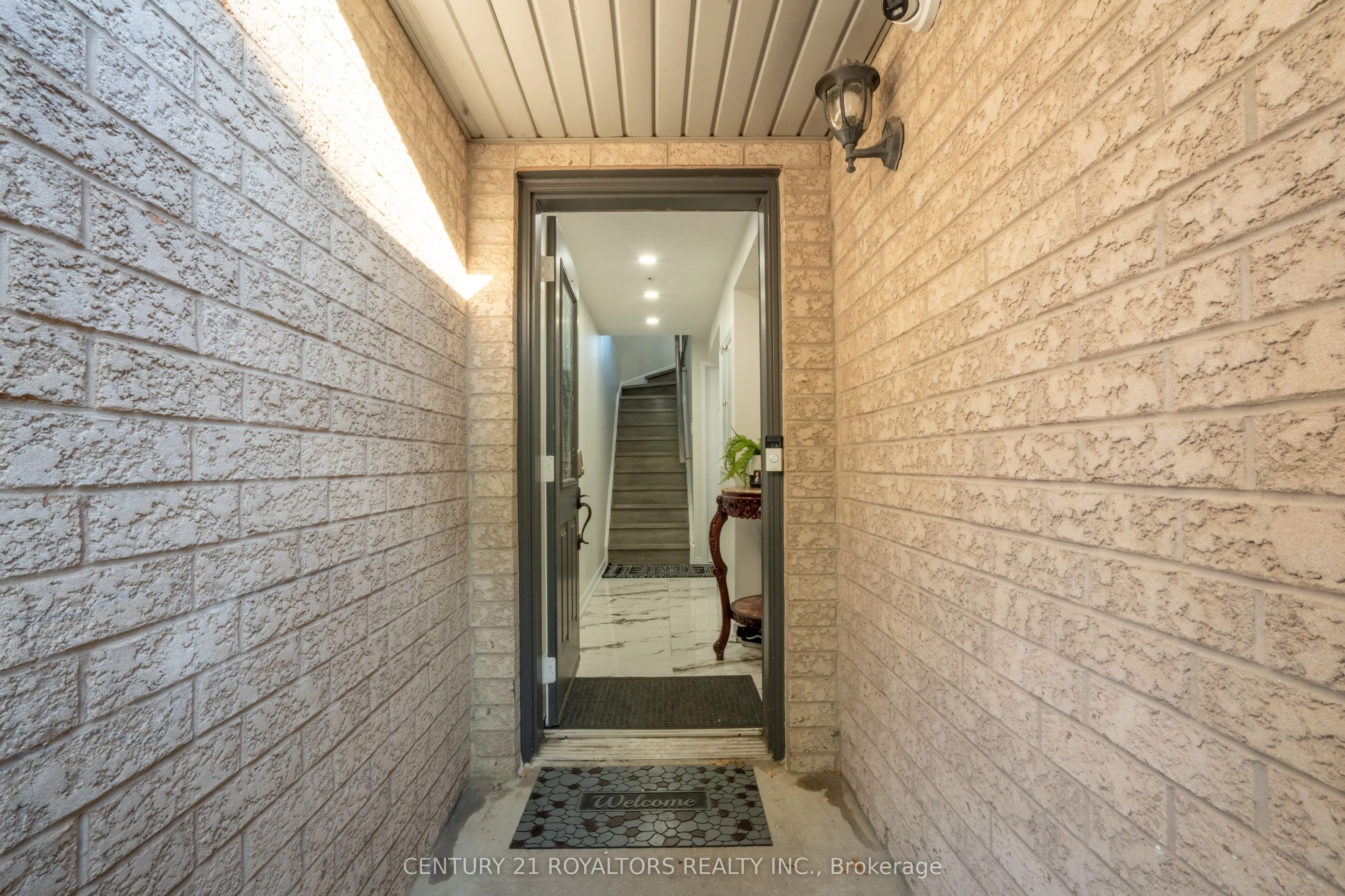 28 Spadina Road, #28