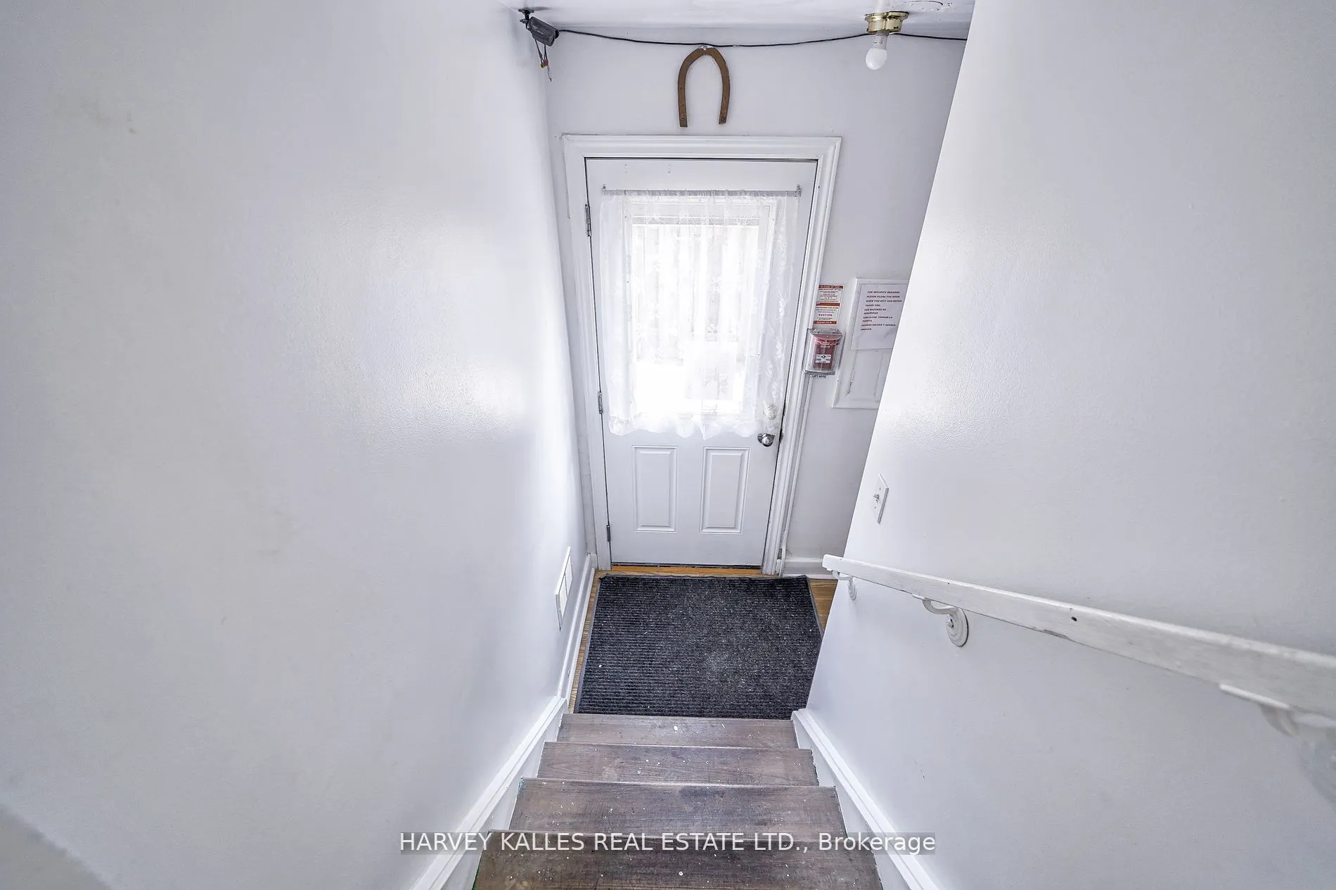 40 Dominion Road