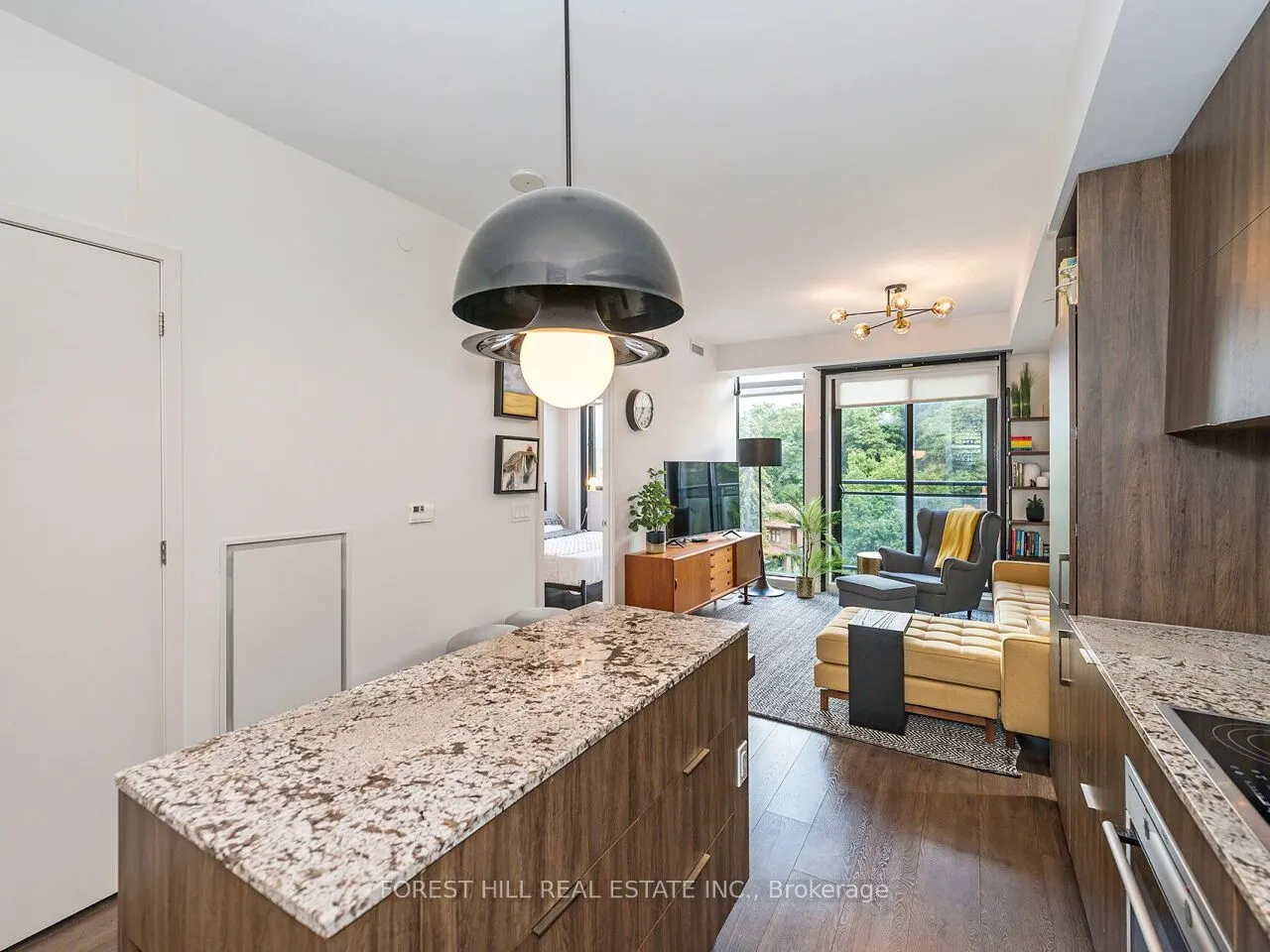 1990 Bloor Street W, #406