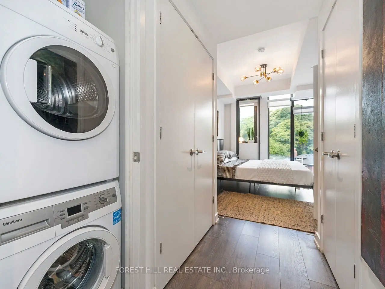 1990 Bloor Street W, #406