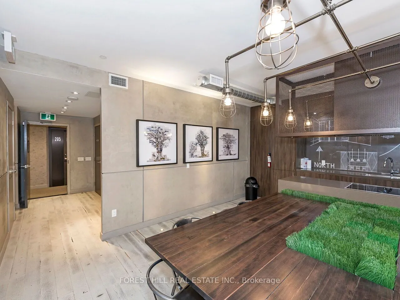 1990 Bloor Street W, #406