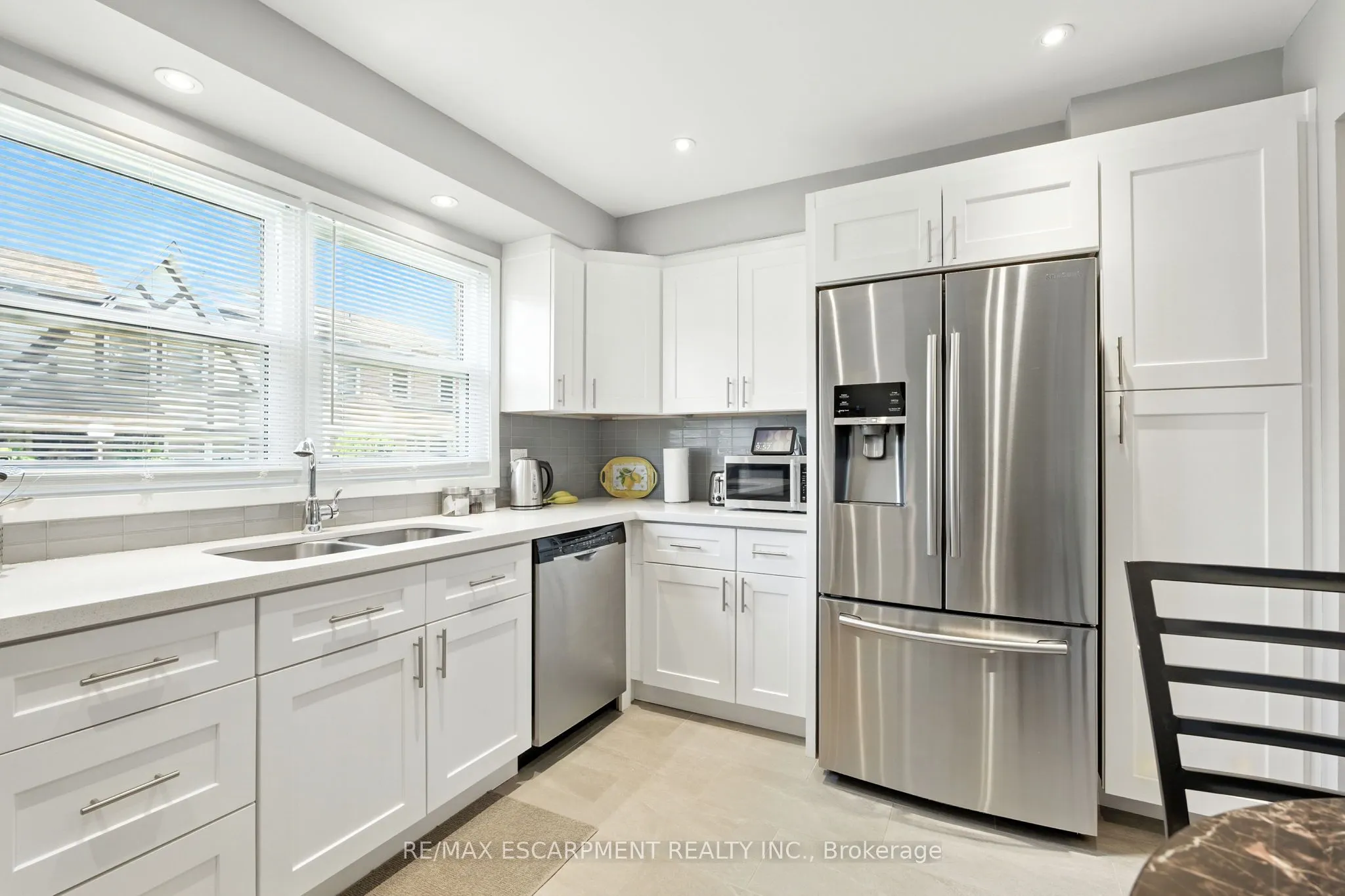 2254 Upper Middle Road, #3